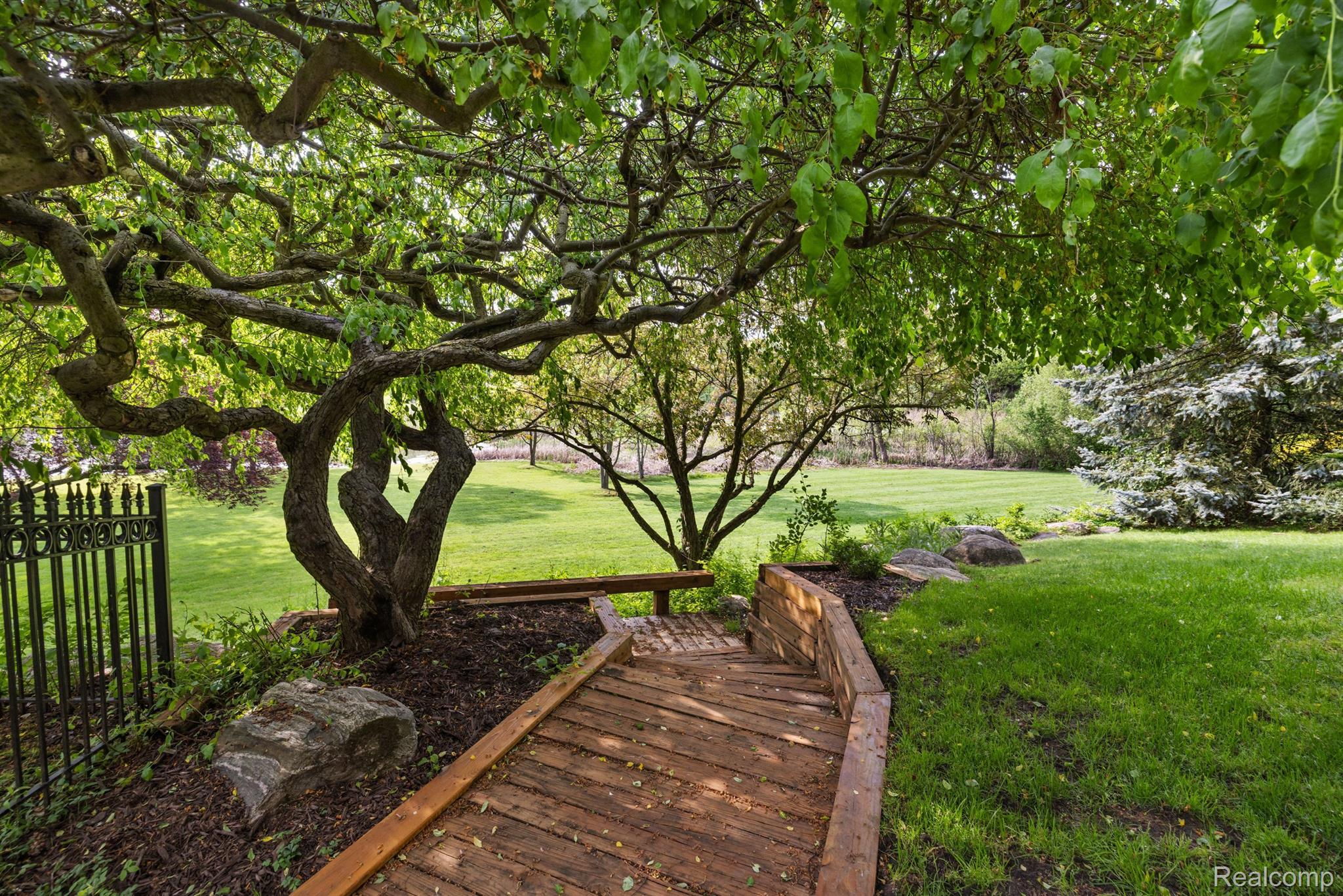 1273 Water Cliff Drive