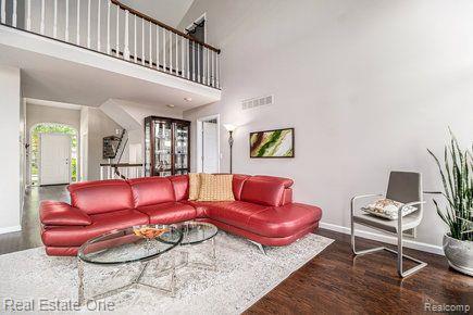 840 Edgemont Run 123