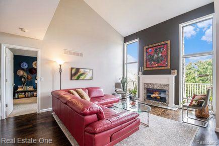 840 Edgemont Run 123