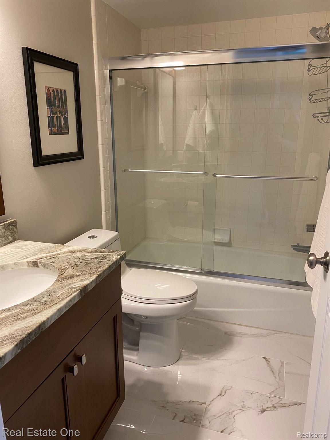 840 Edgemont Run 123