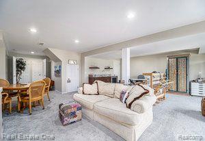 840 Edgemont Run 123