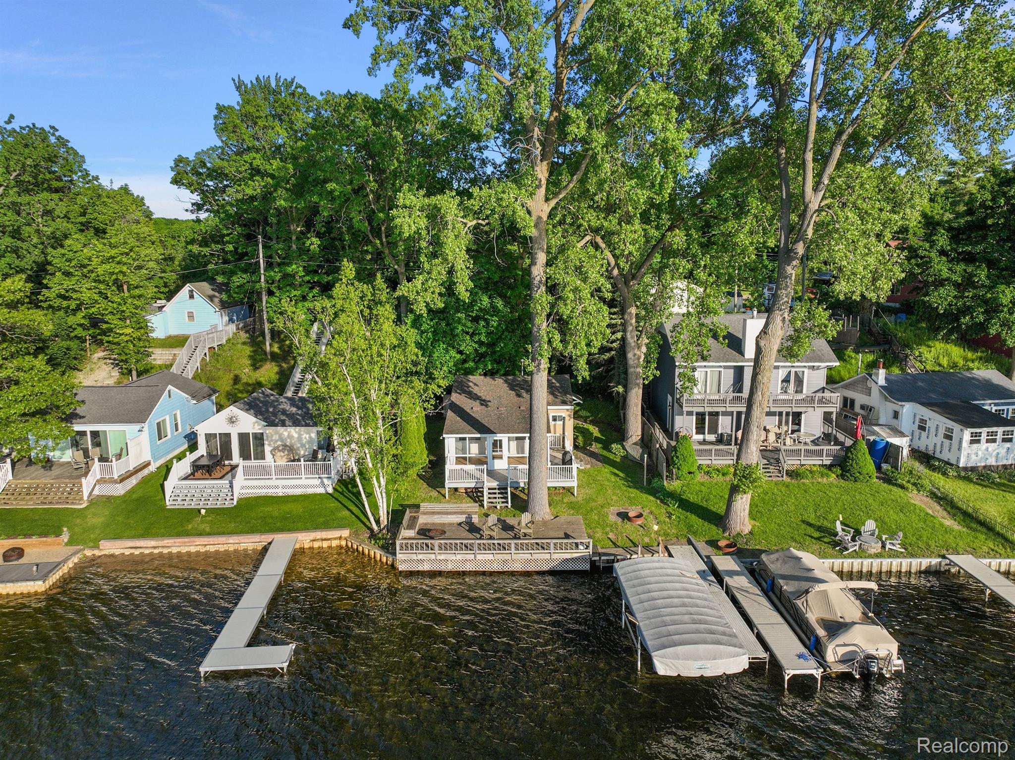 5956 SILVER BIRCH Road