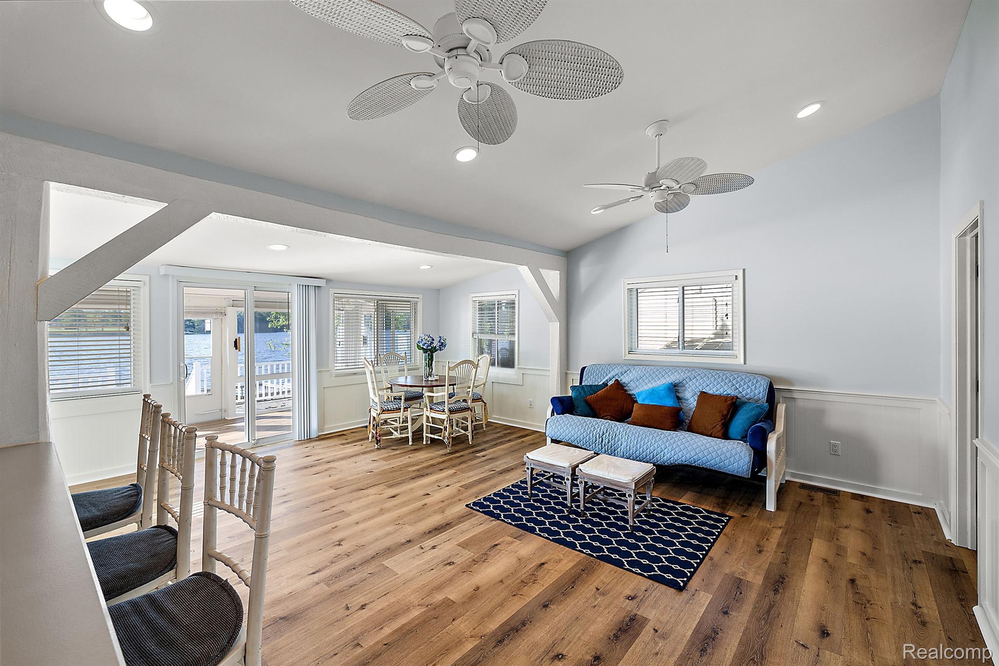 5956 SILVER BIRCH Road