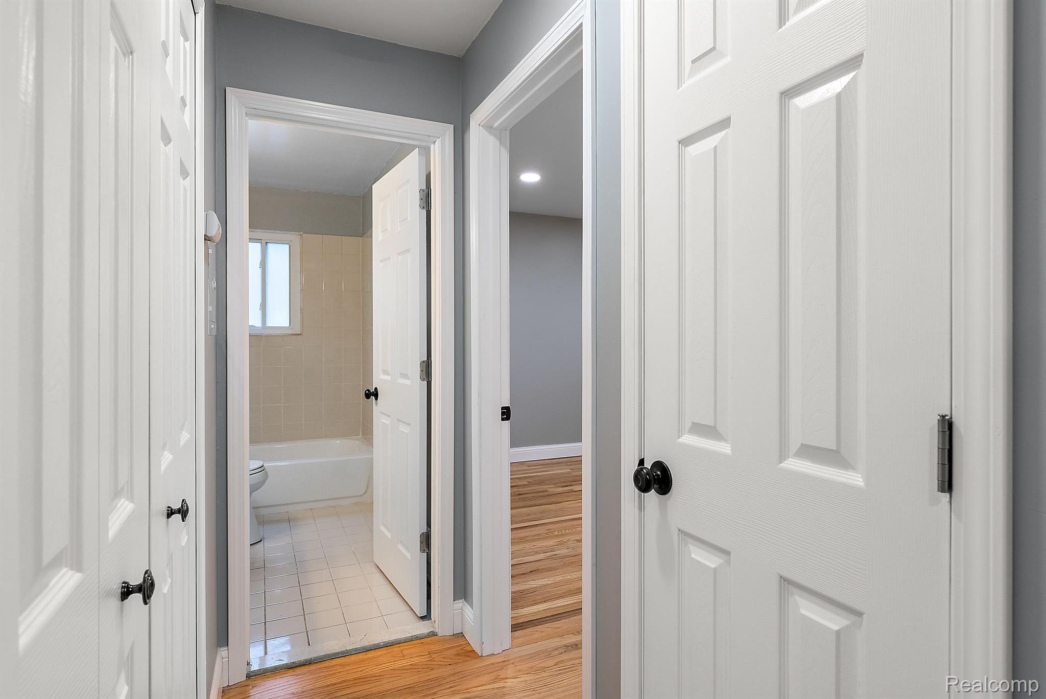 1707 E 14 MILE Road A