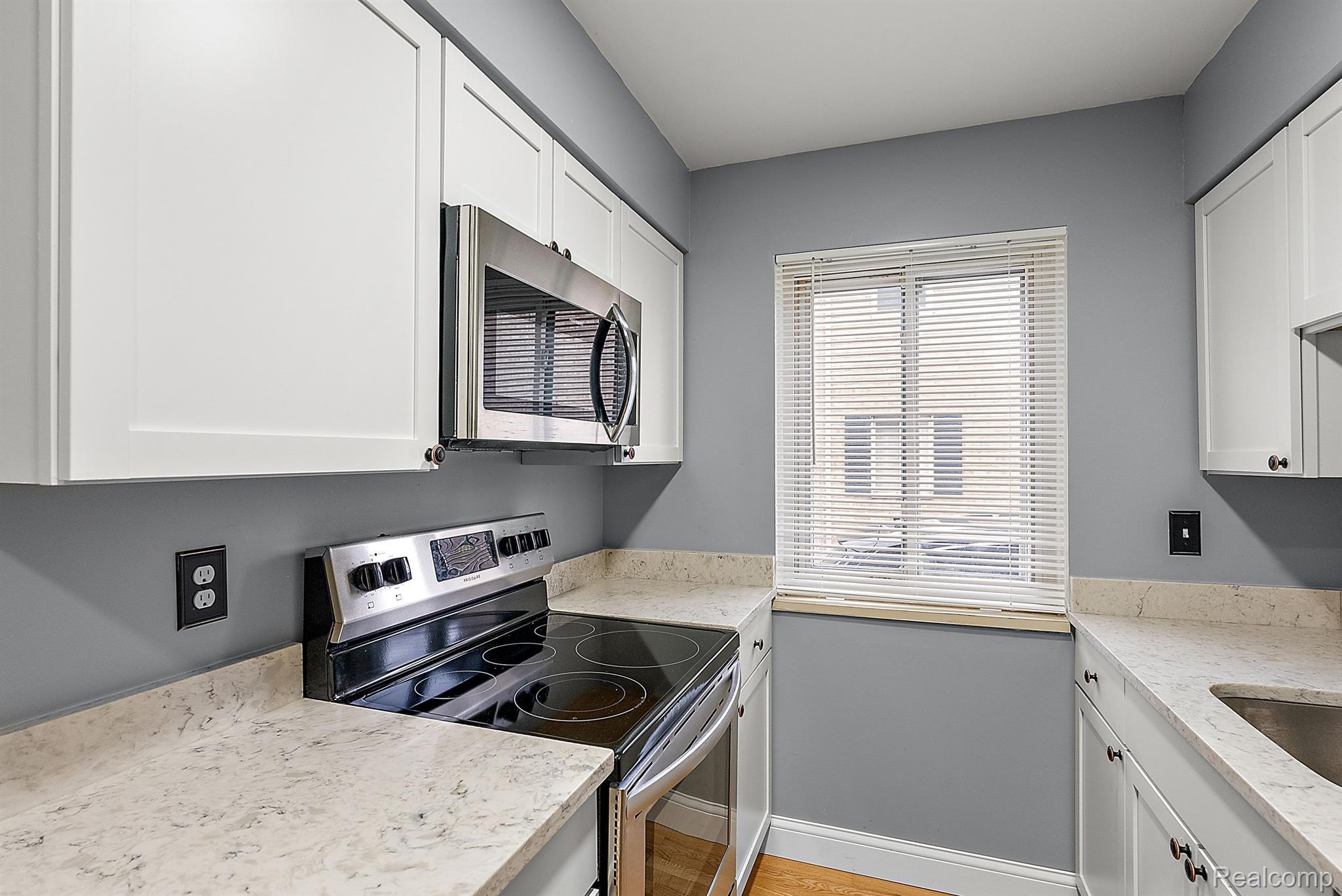 1707 E 14 MILE Road A