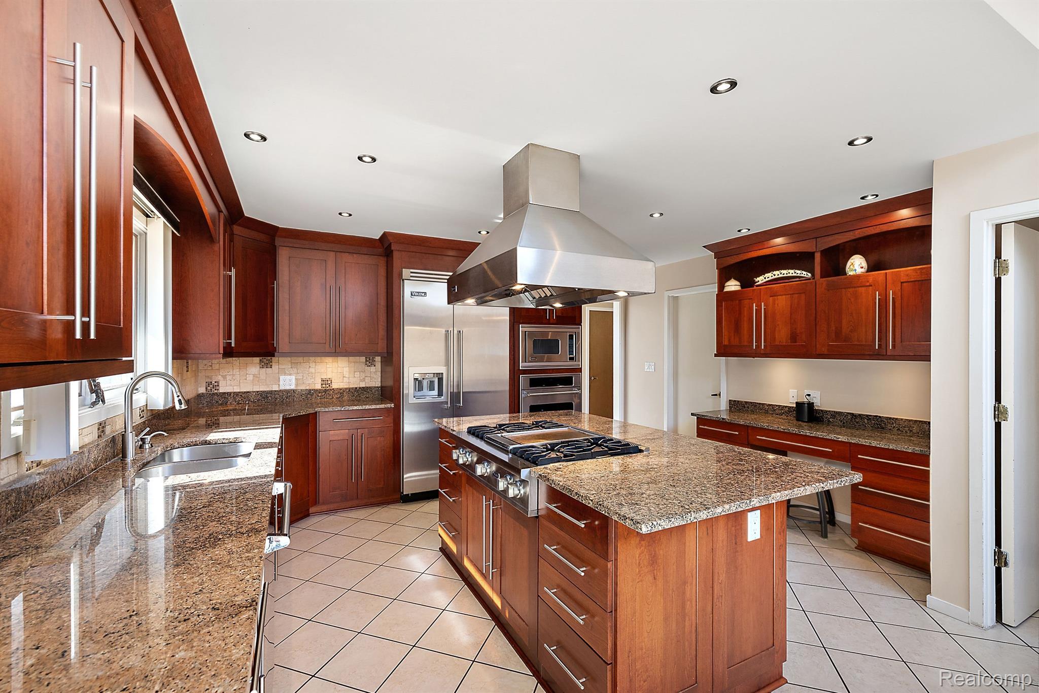 6385 SHAGBARK Drive