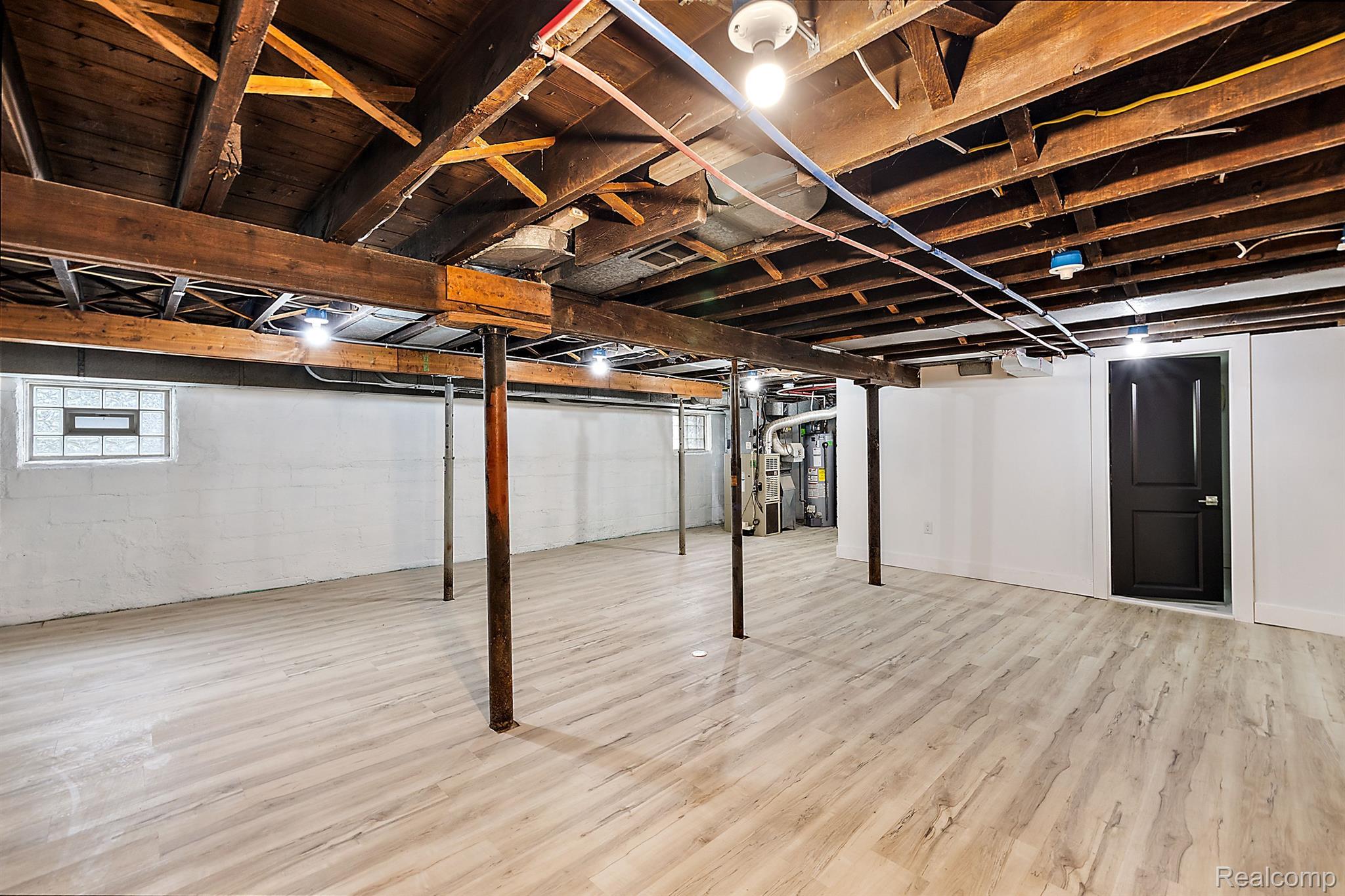 2365 BEVERLY Boulevard