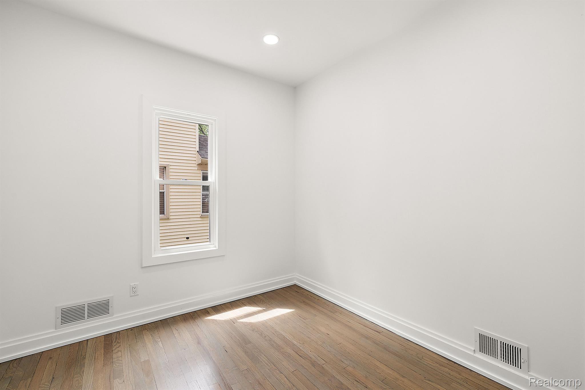 2365 BEVERLY Boulevard