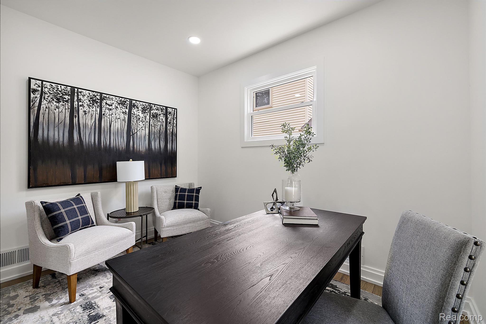 2365 BEVERLY Boulevard