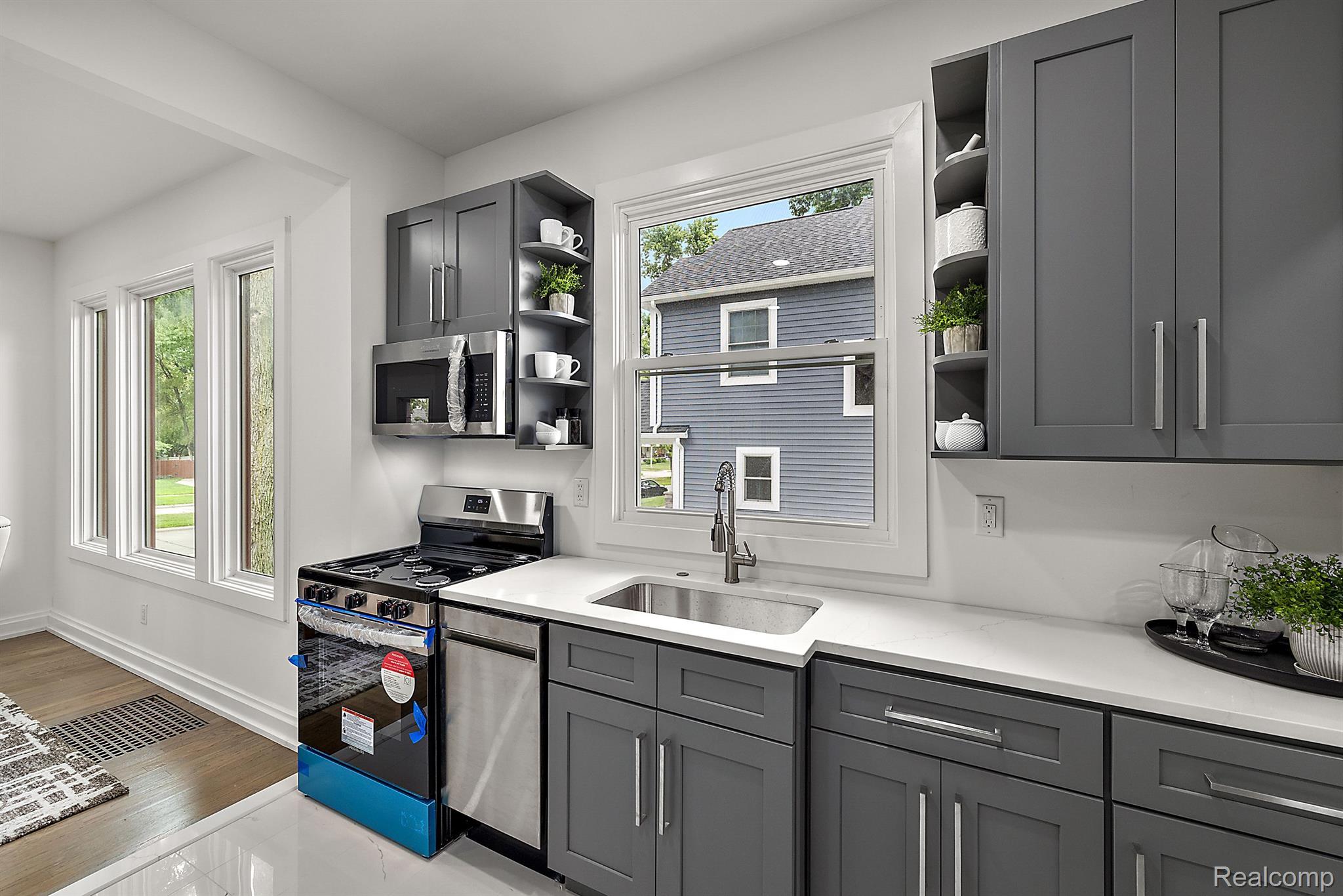 2365 BEVERLY Boulevard