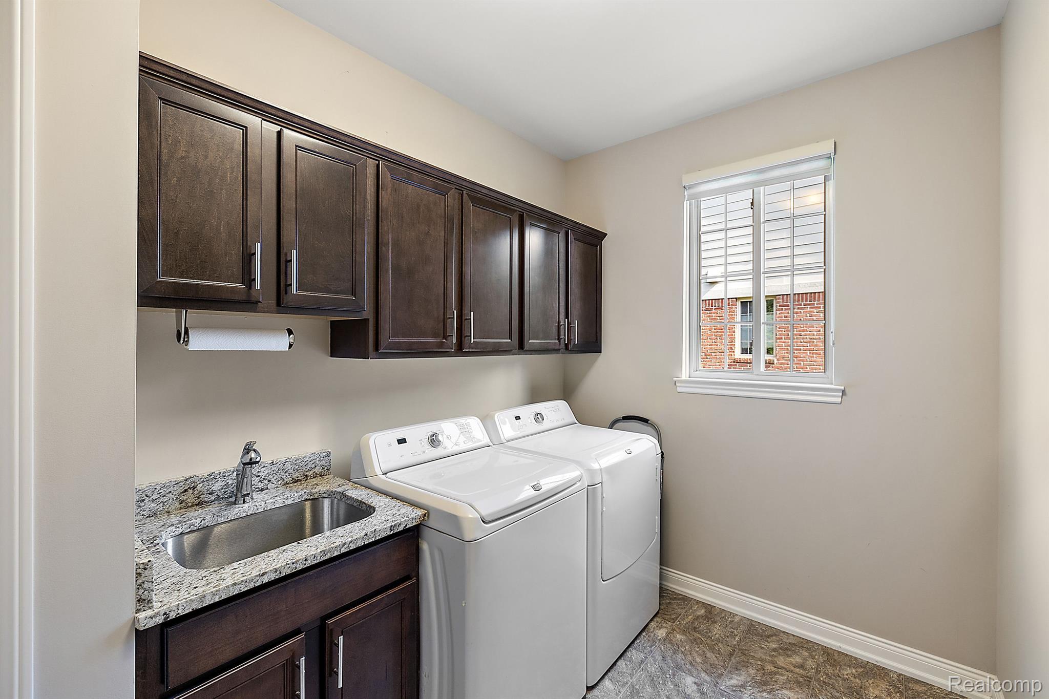 3680 WINDING BROOK Circle