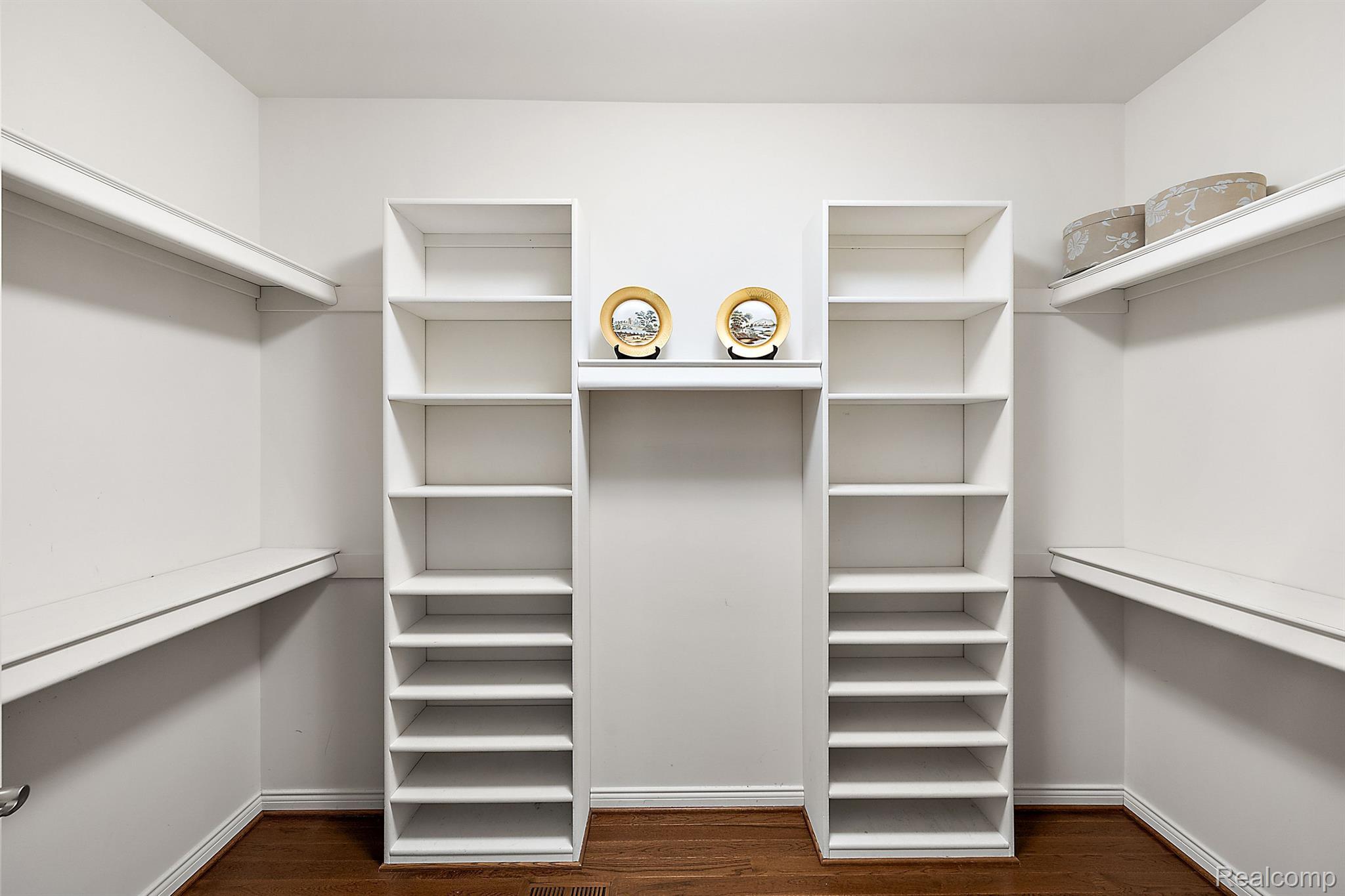 3680 WINDING BROOK Circle