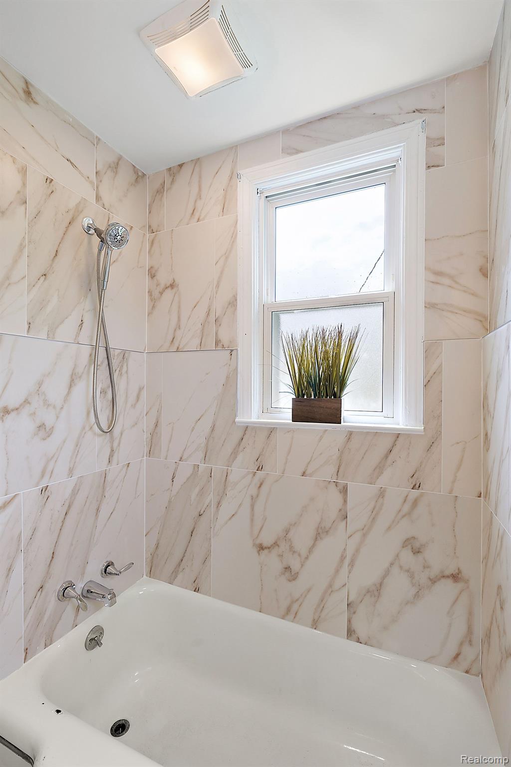 19530 CONNECTICUT Street