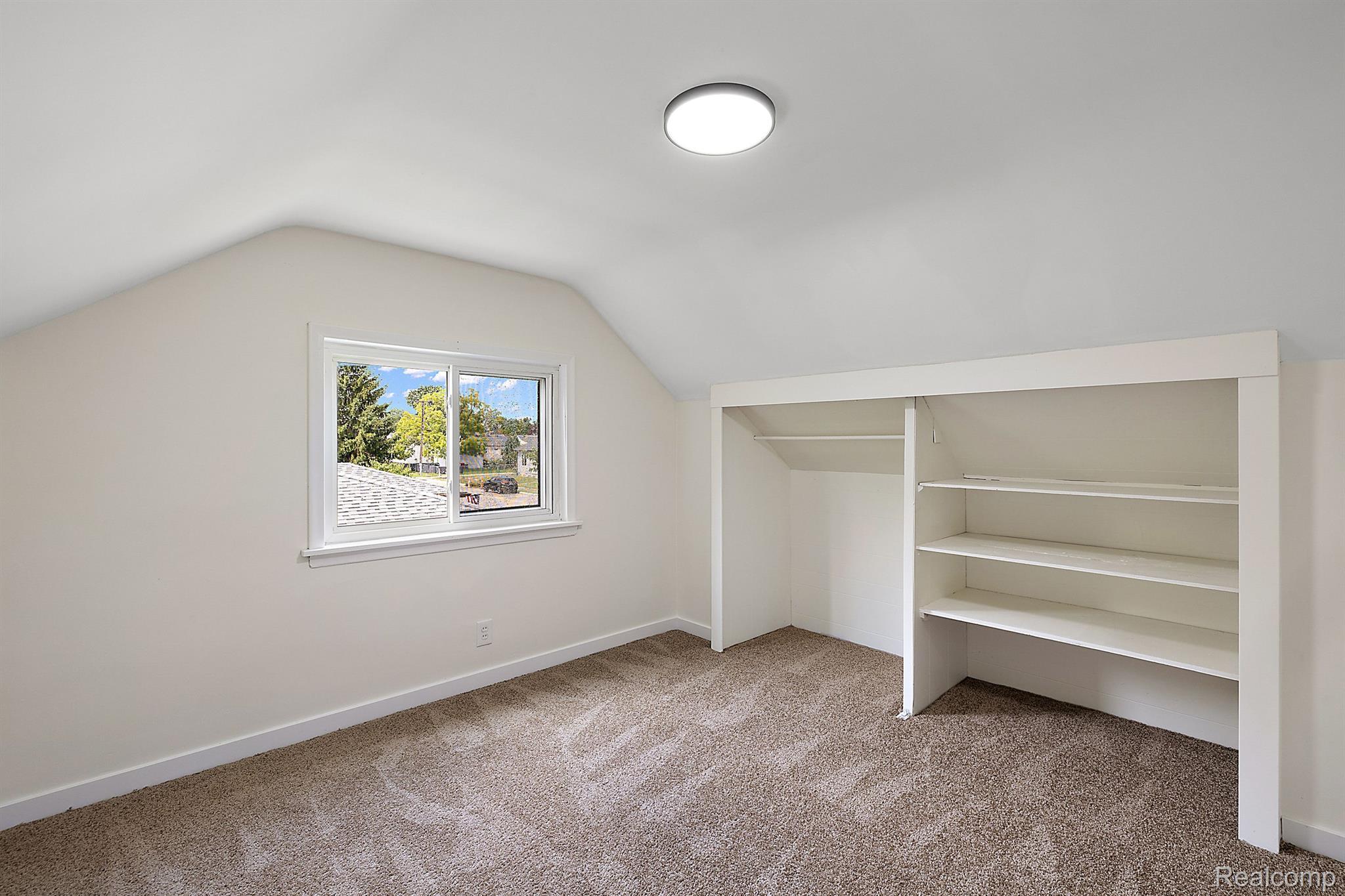 19530 CONNECTICUT Street