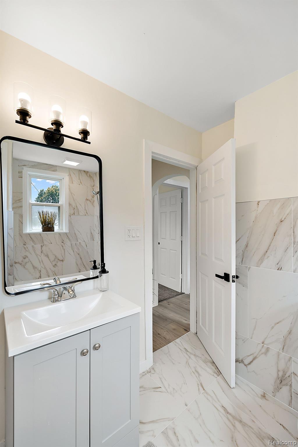 19530 CONNECTICUT Street