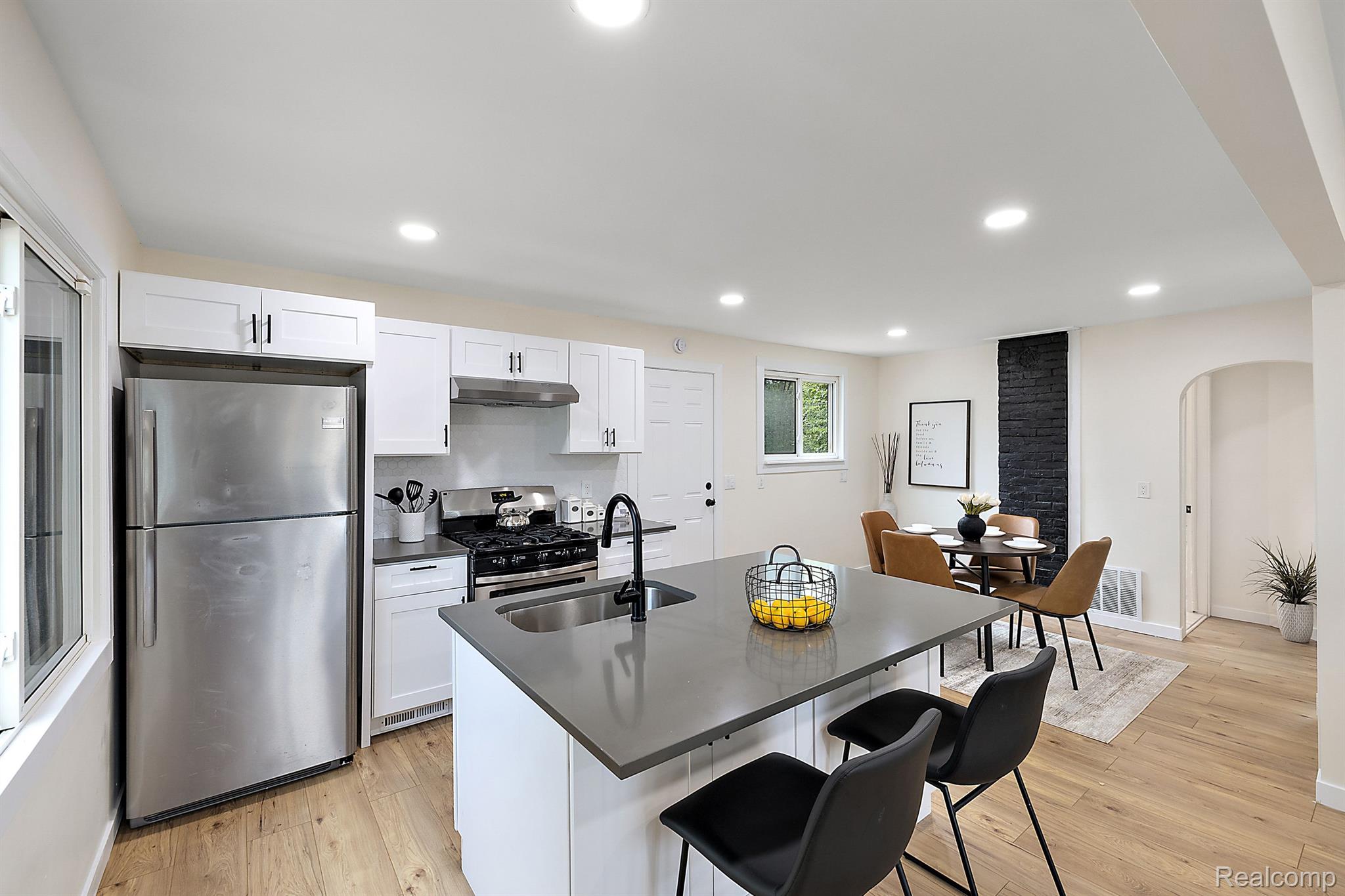 19530 CONNECTICUT Street