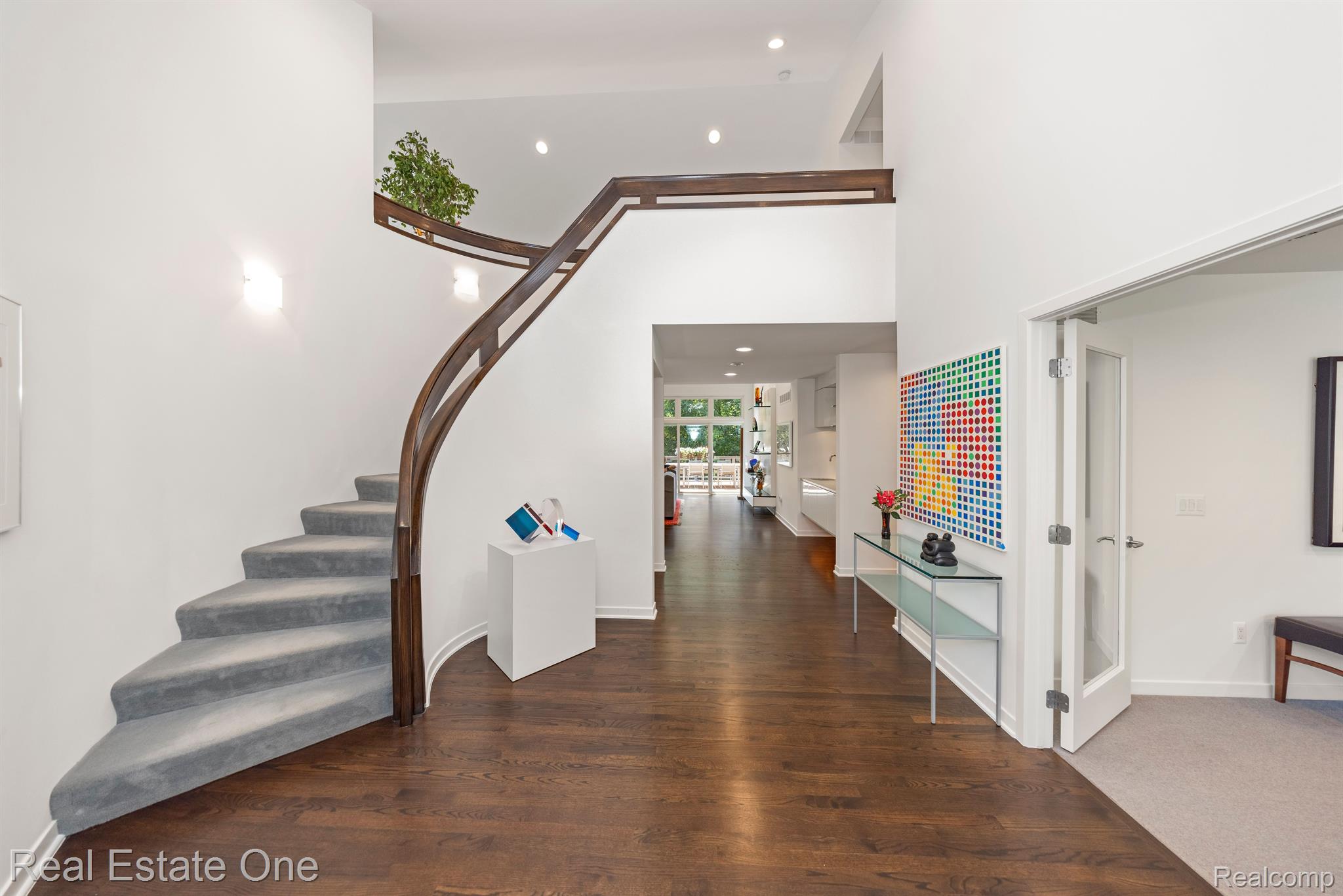 7107 DAVENTRY WOODS Drive