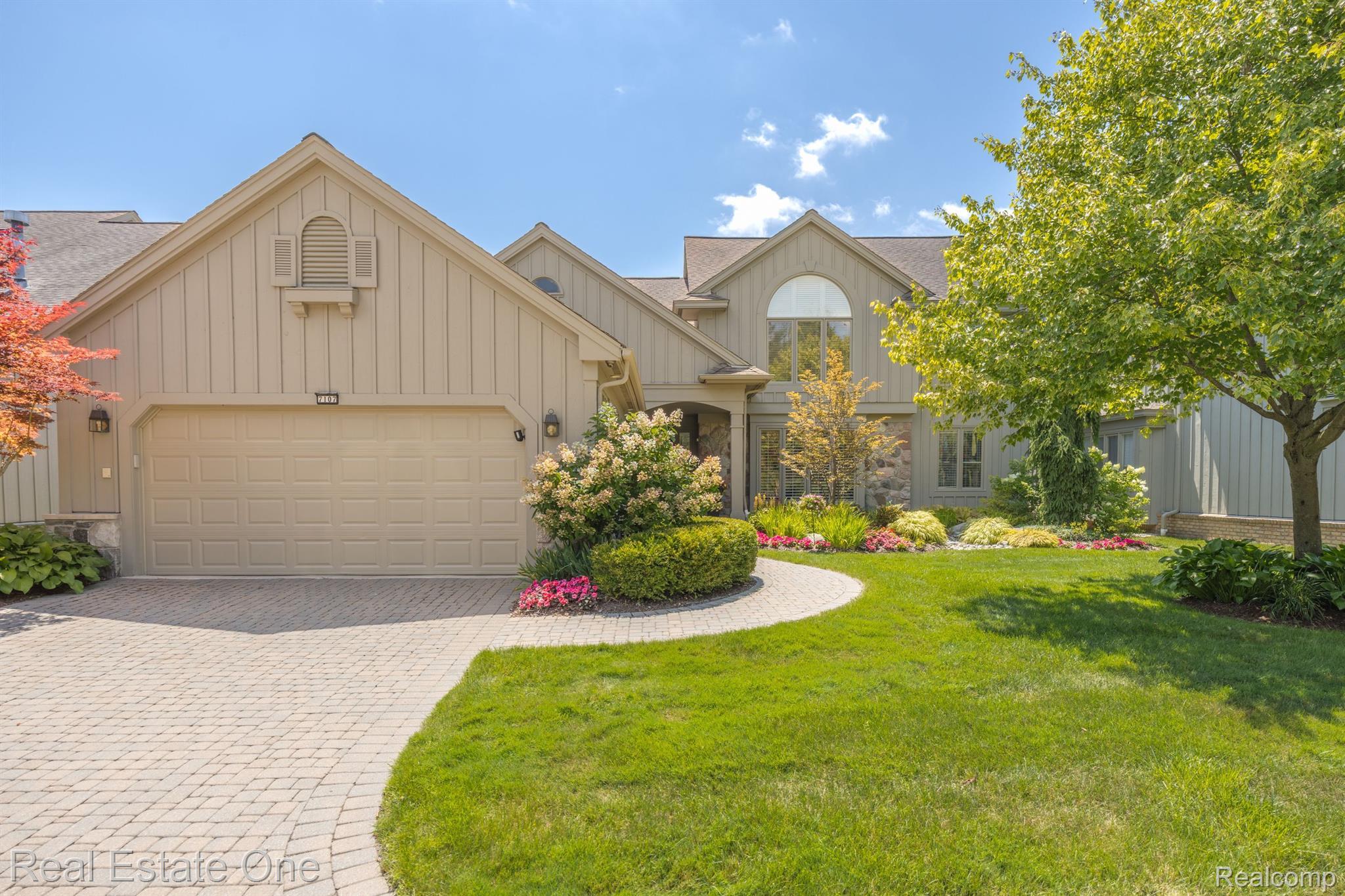 7107 DAVENTRY WOODS Drive