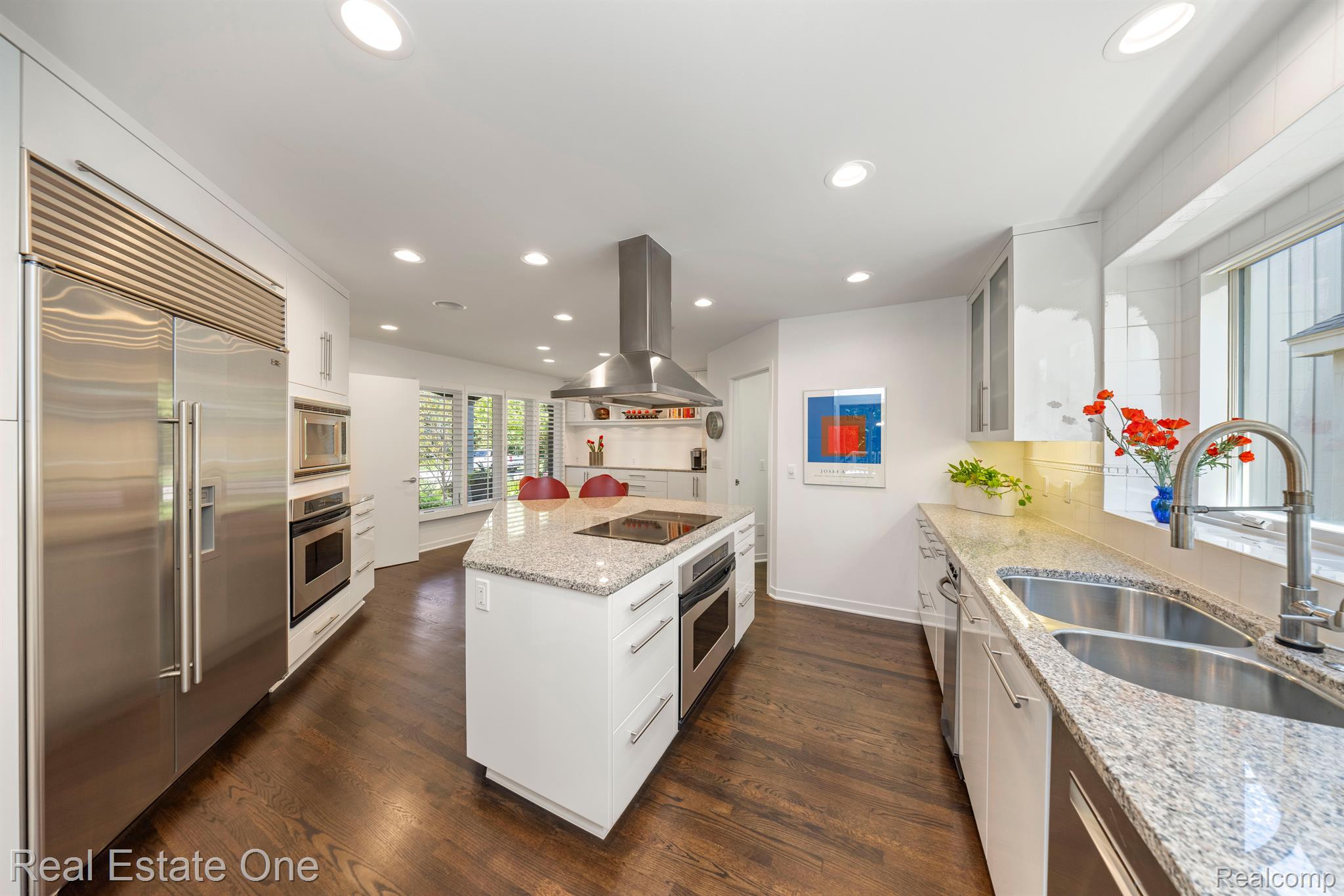 7107 DAVENTRY WOODS Drive