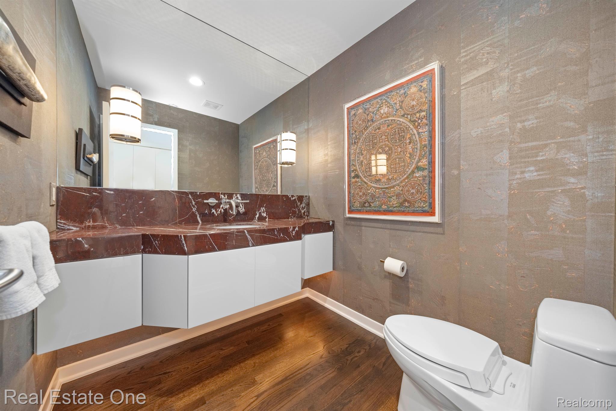 7107 DAVENTRY WOODS Drive