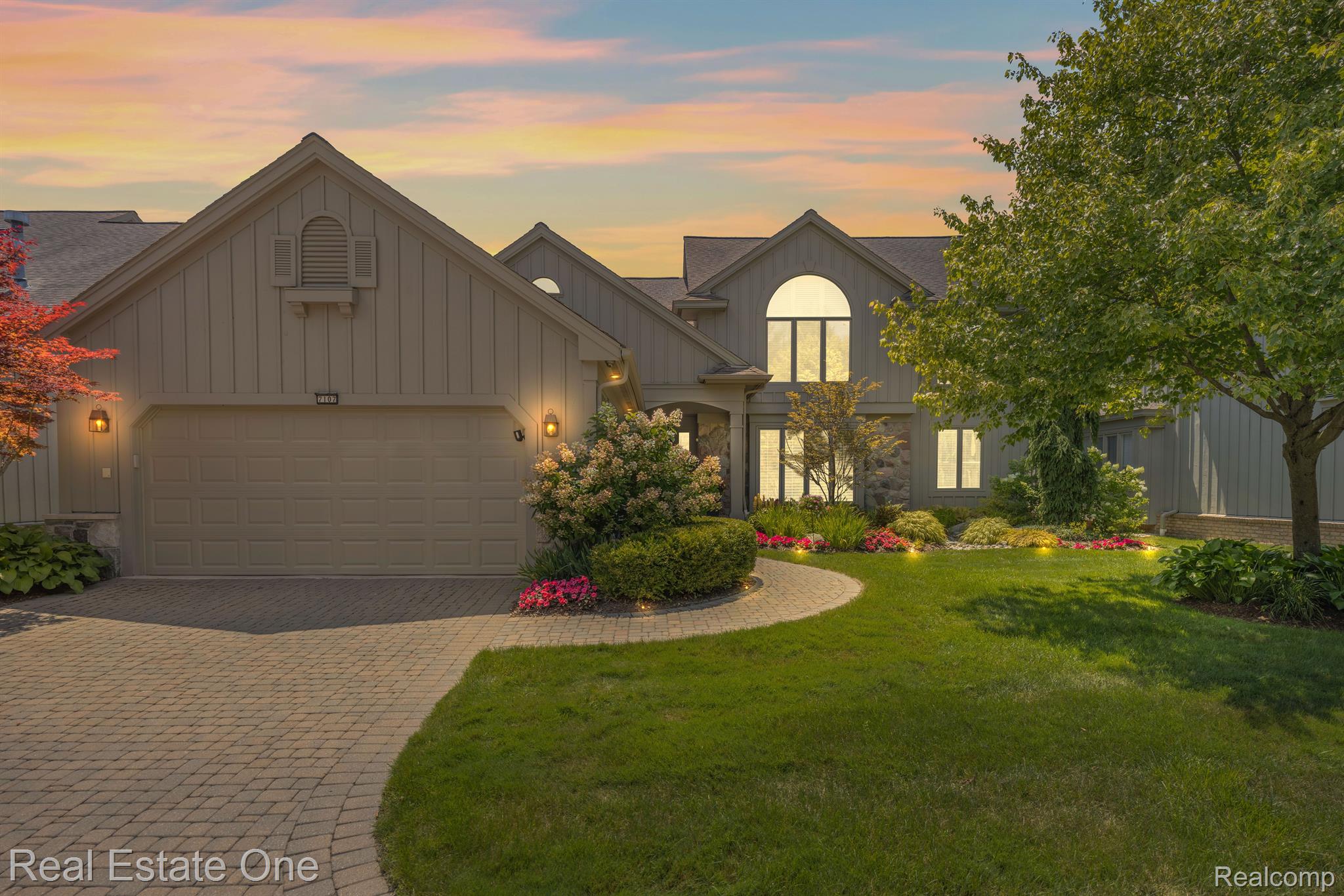 7107 DAVENTRY WOODS Drive