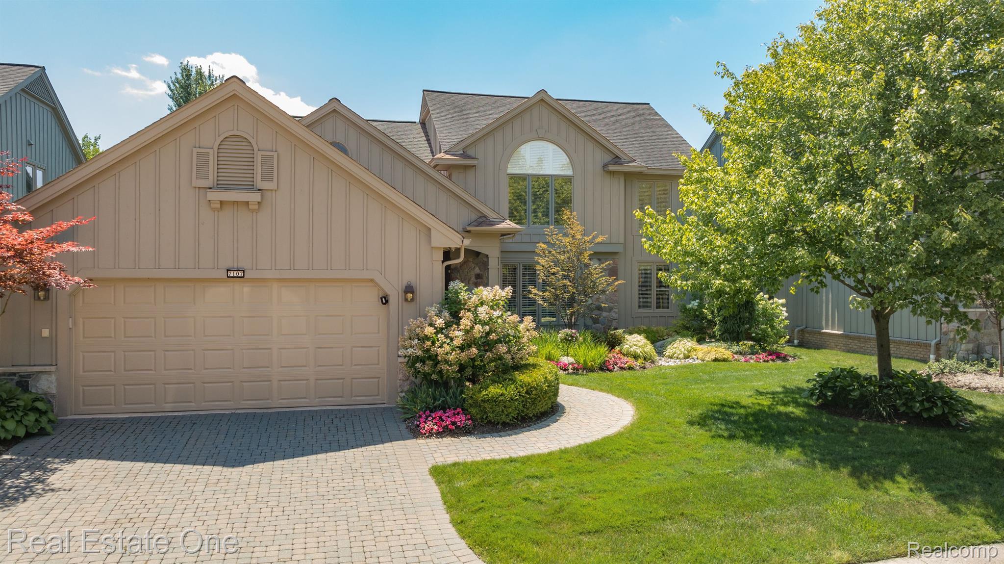 7107 DAVENTRY WOODS Drive