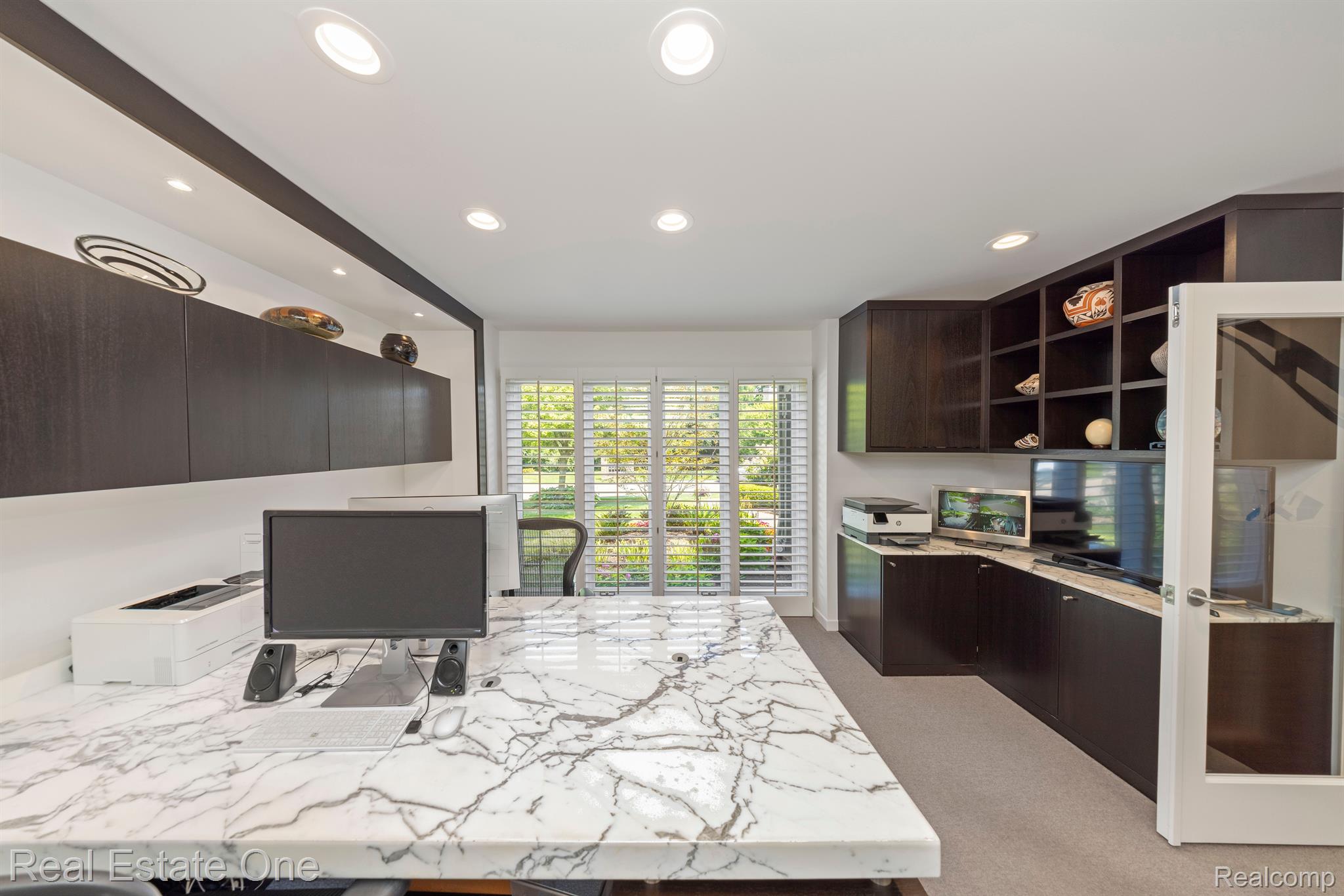 7107 DAVENTRY WOODS Drive