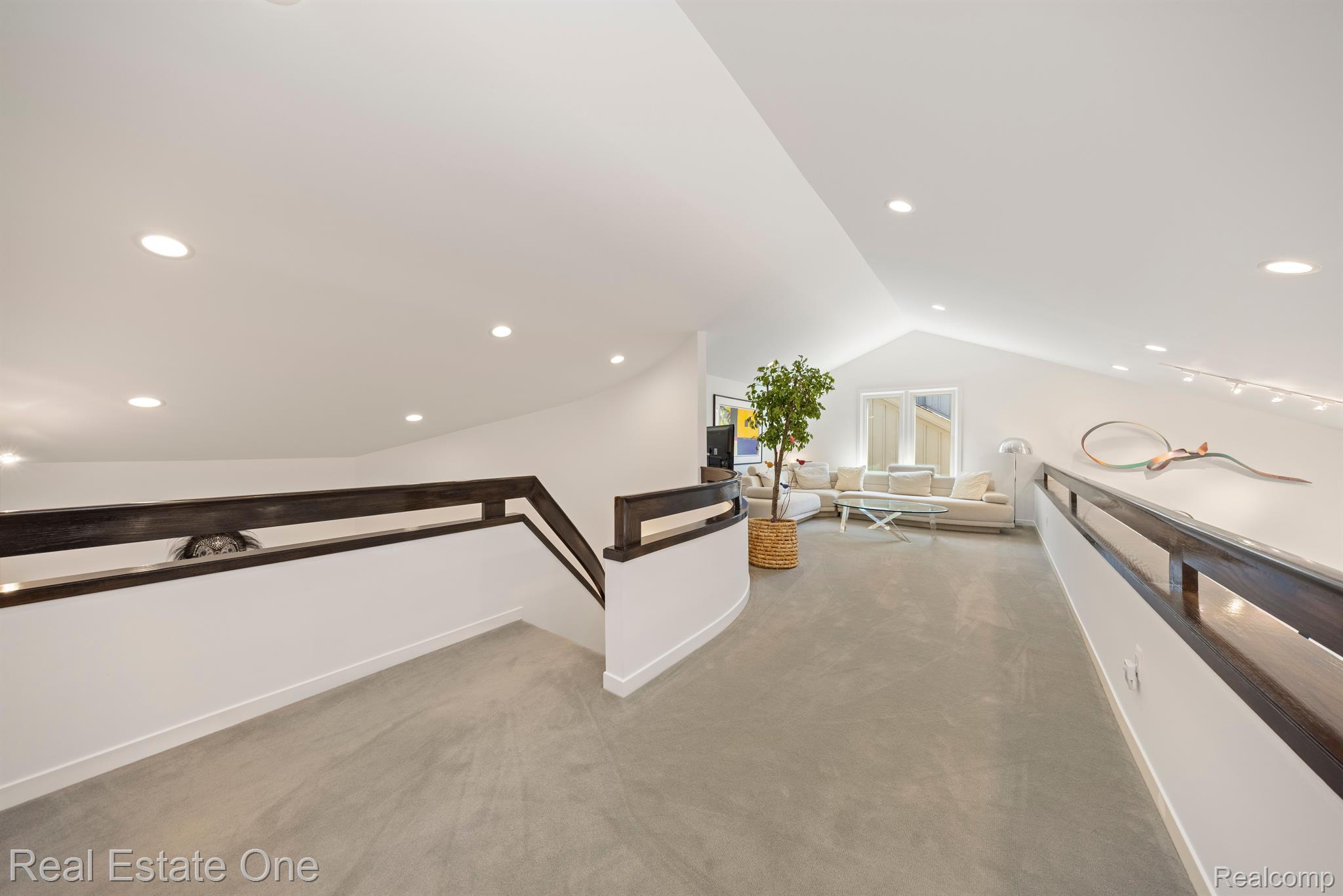 7107 DAVENTRY WOODS Drive