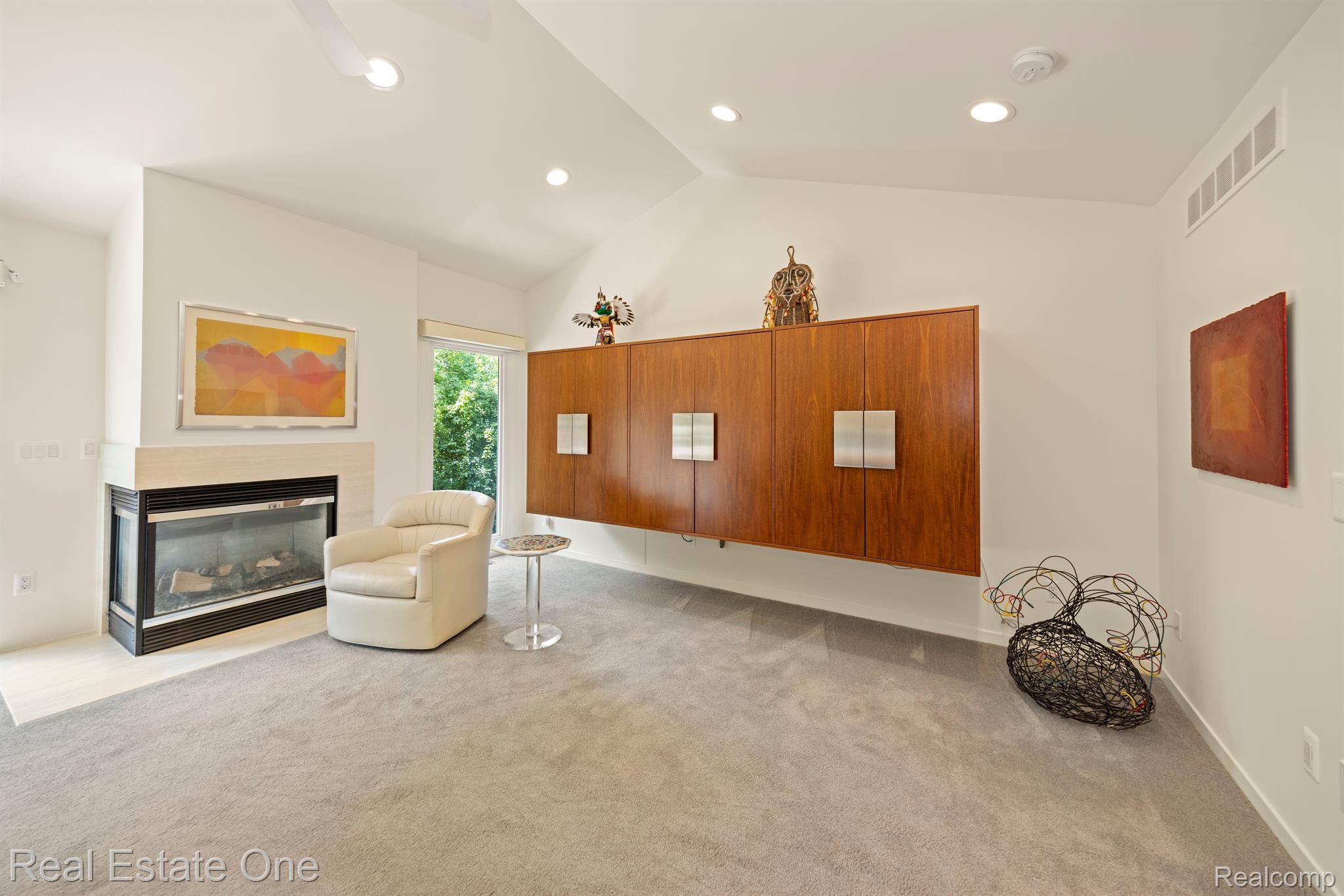 7107 DAVENTRY WOODS Drive