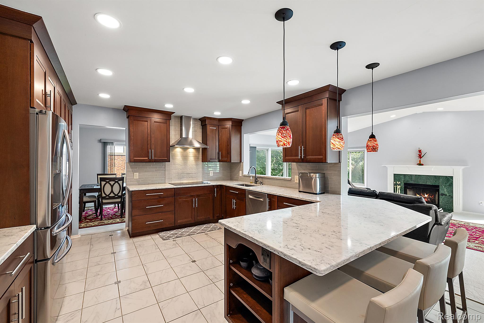 1253 ROTHWELL Drive