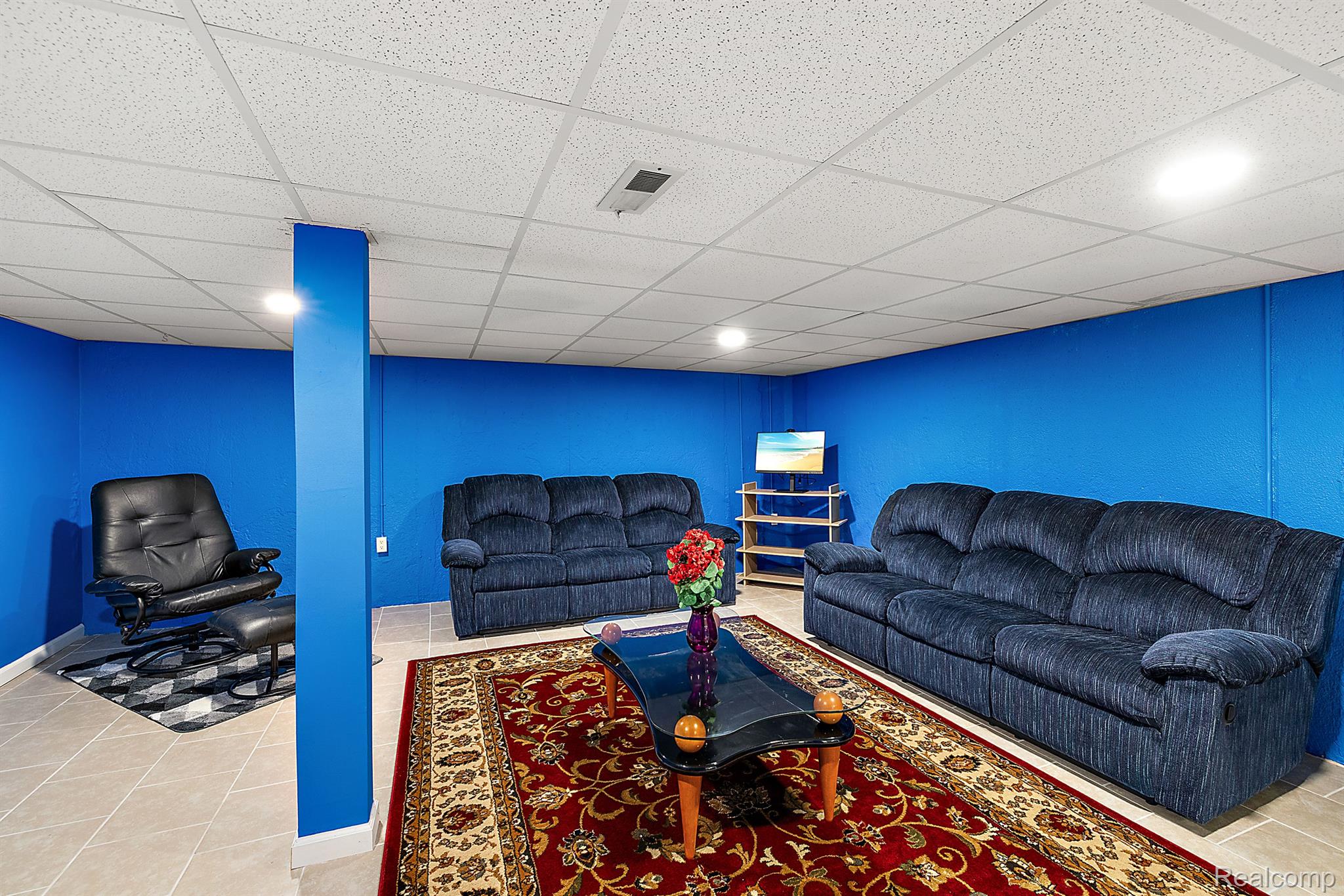 1253 ROTHWELL Drive