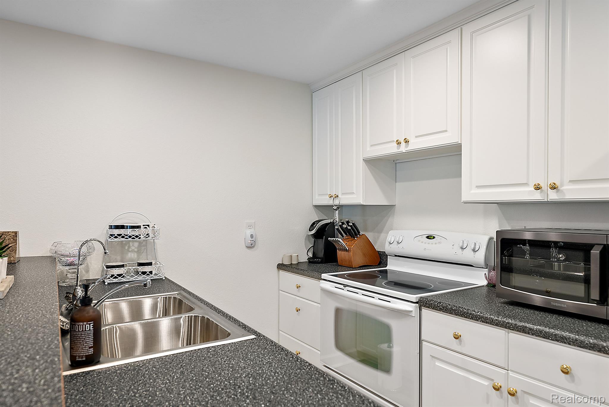 61780 CAMEL BAY Drive