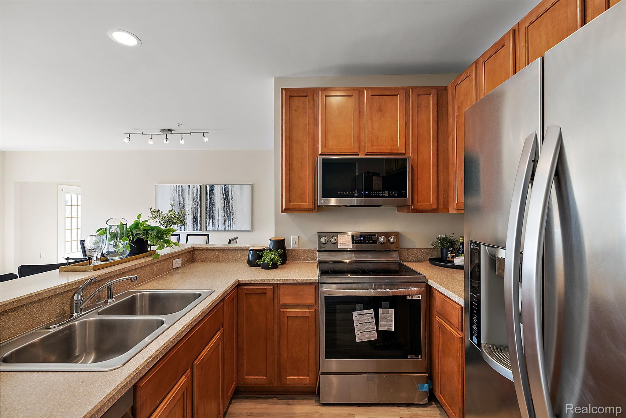 3259 Camden Drive