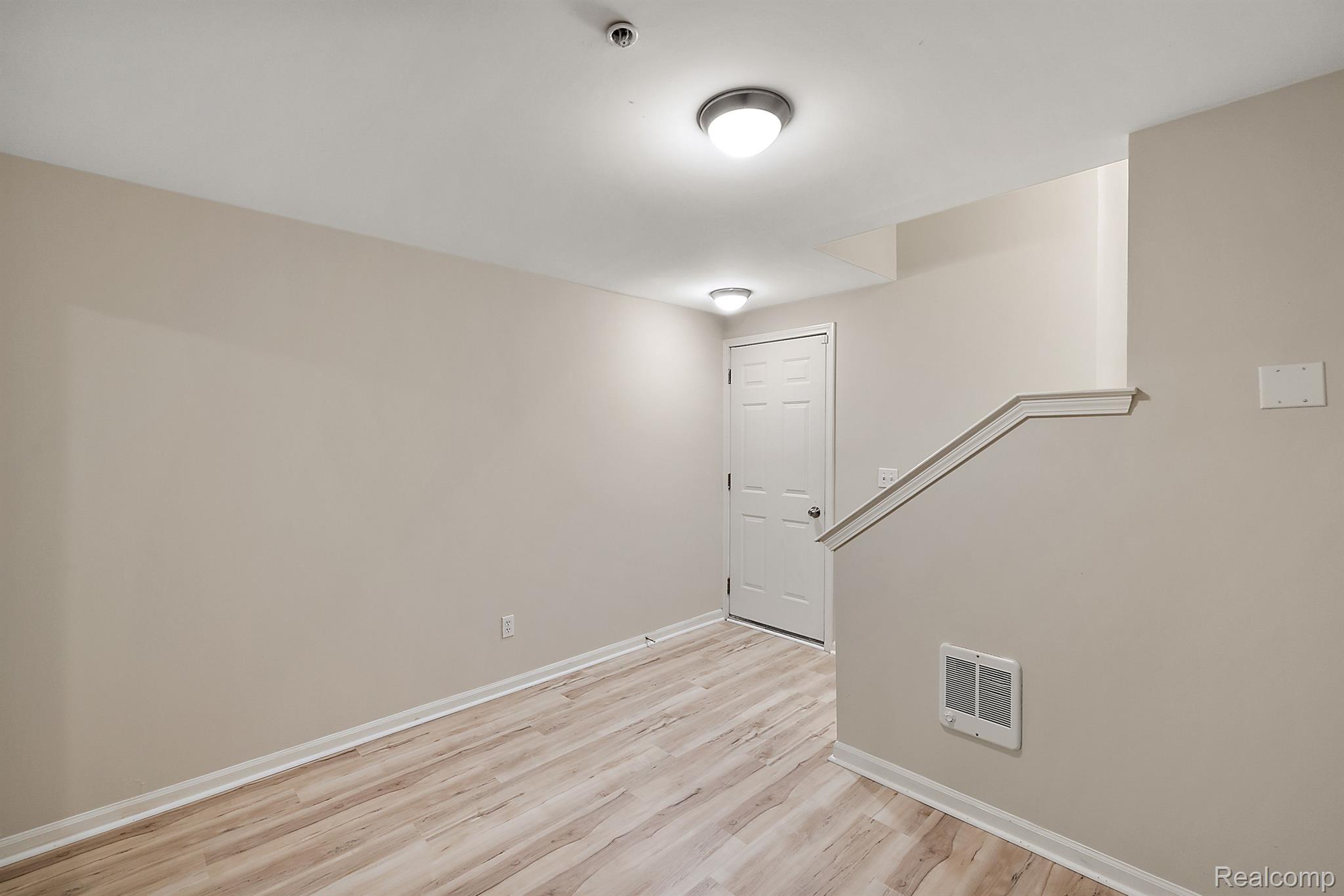 3259 Camden Drive