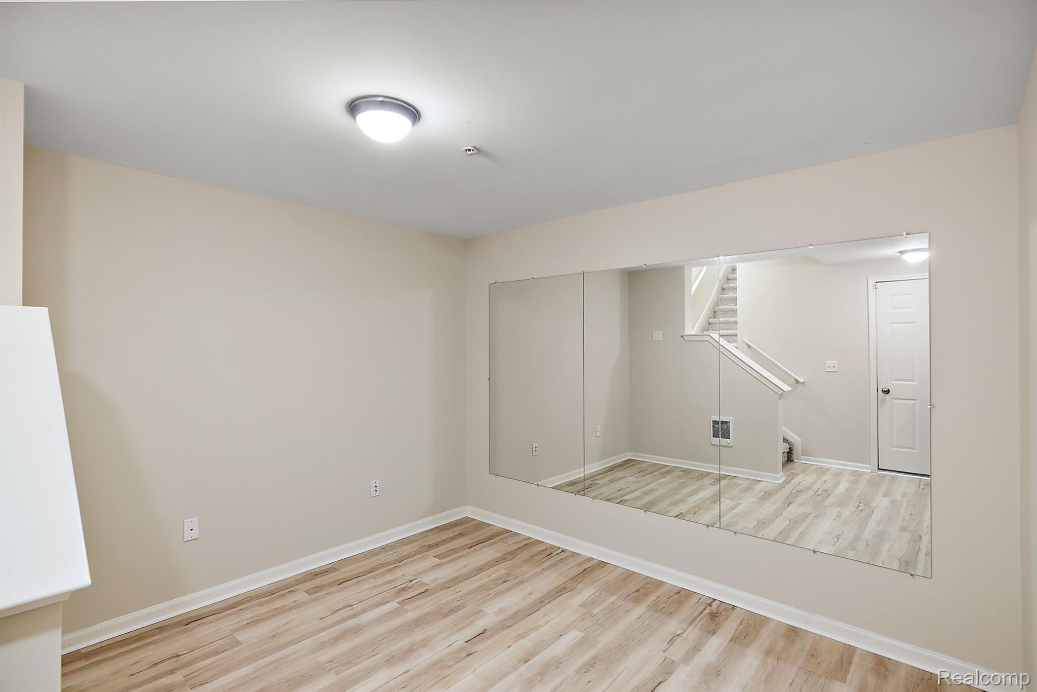 3259 Camden Drive