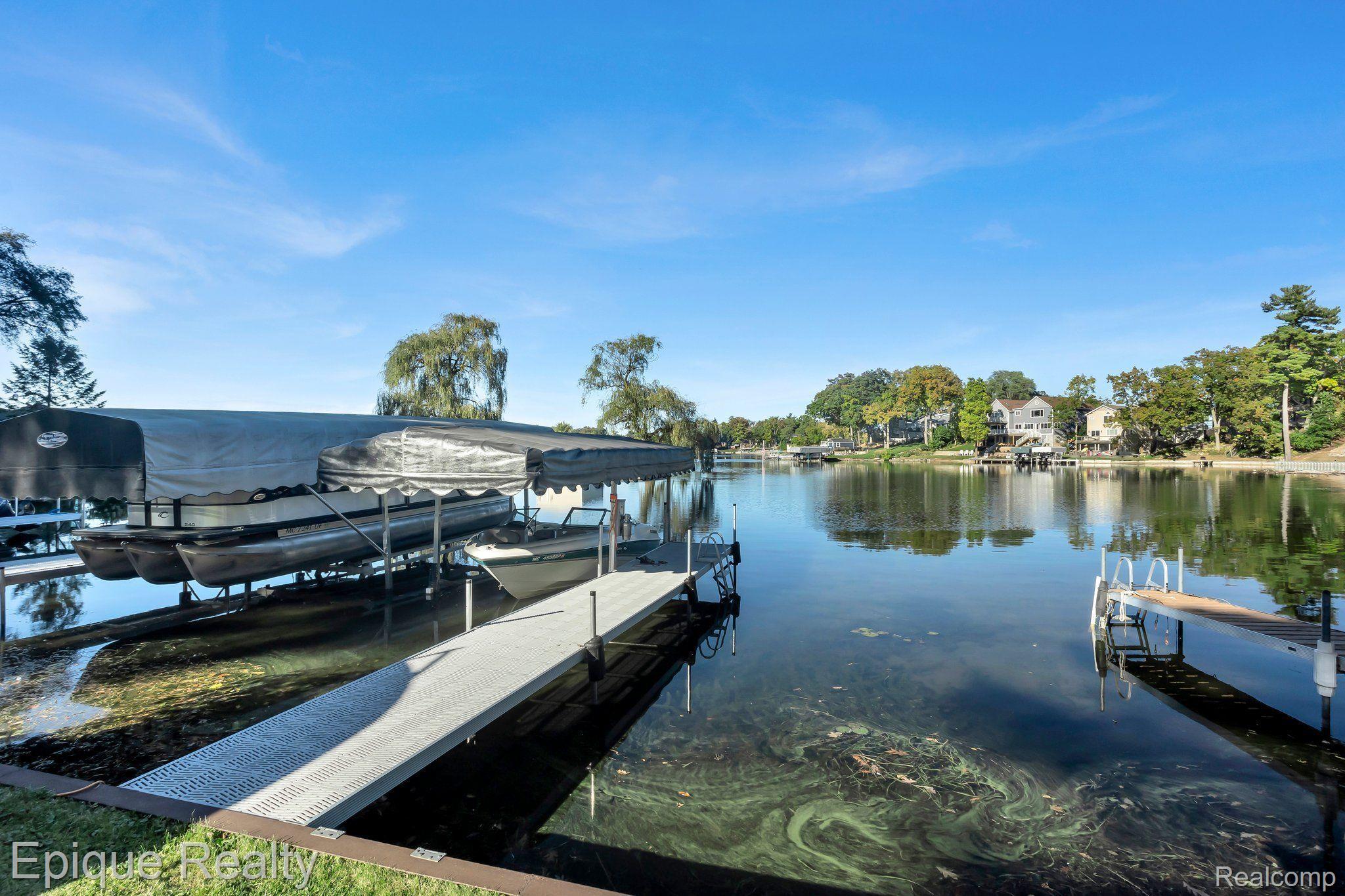 600 HEIGHTS Road