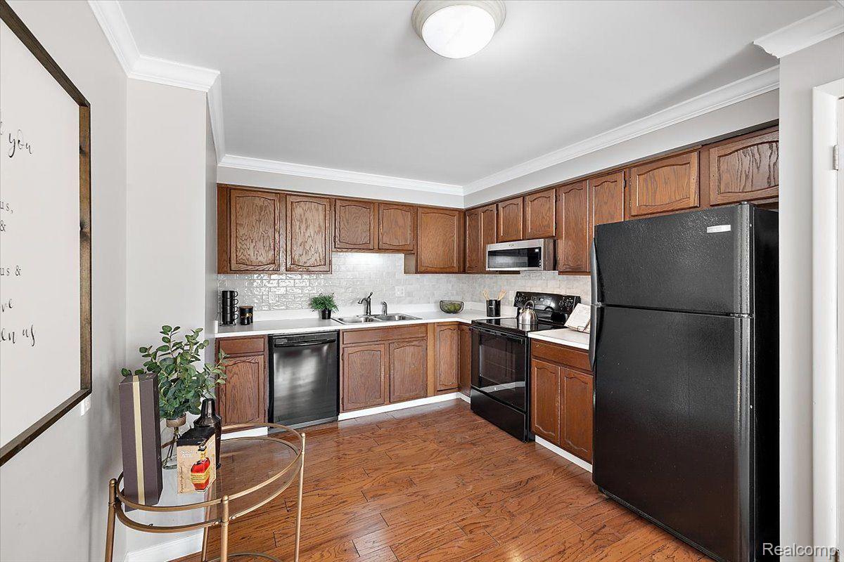 1225 Derby Road 4