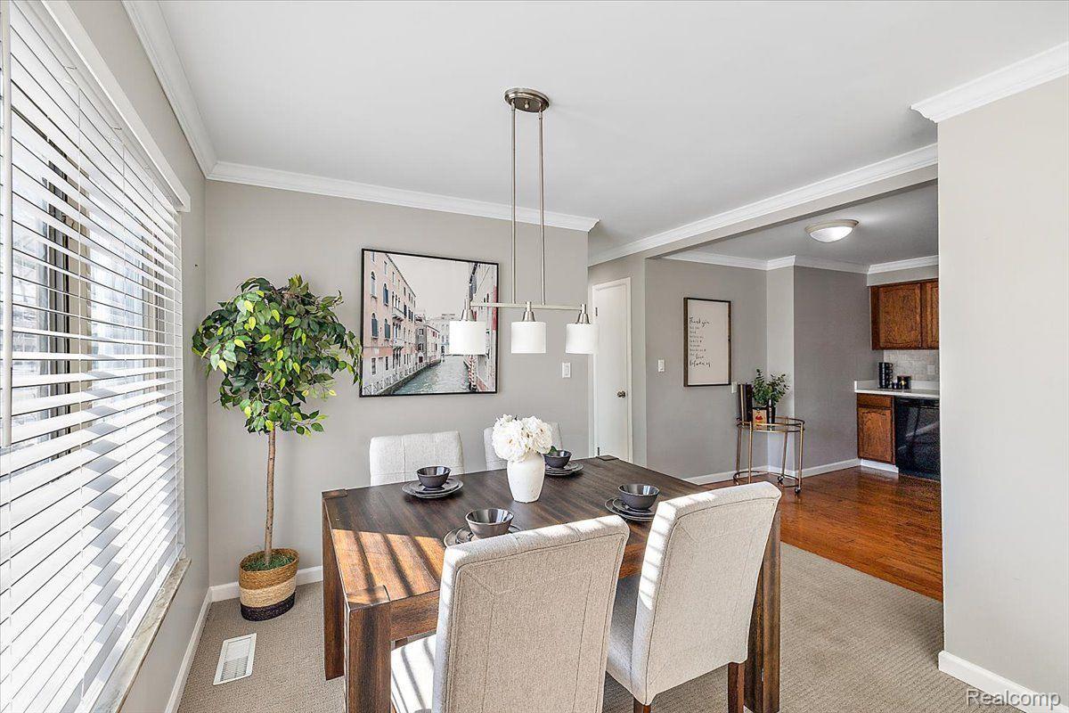 1225 Derby Road 4