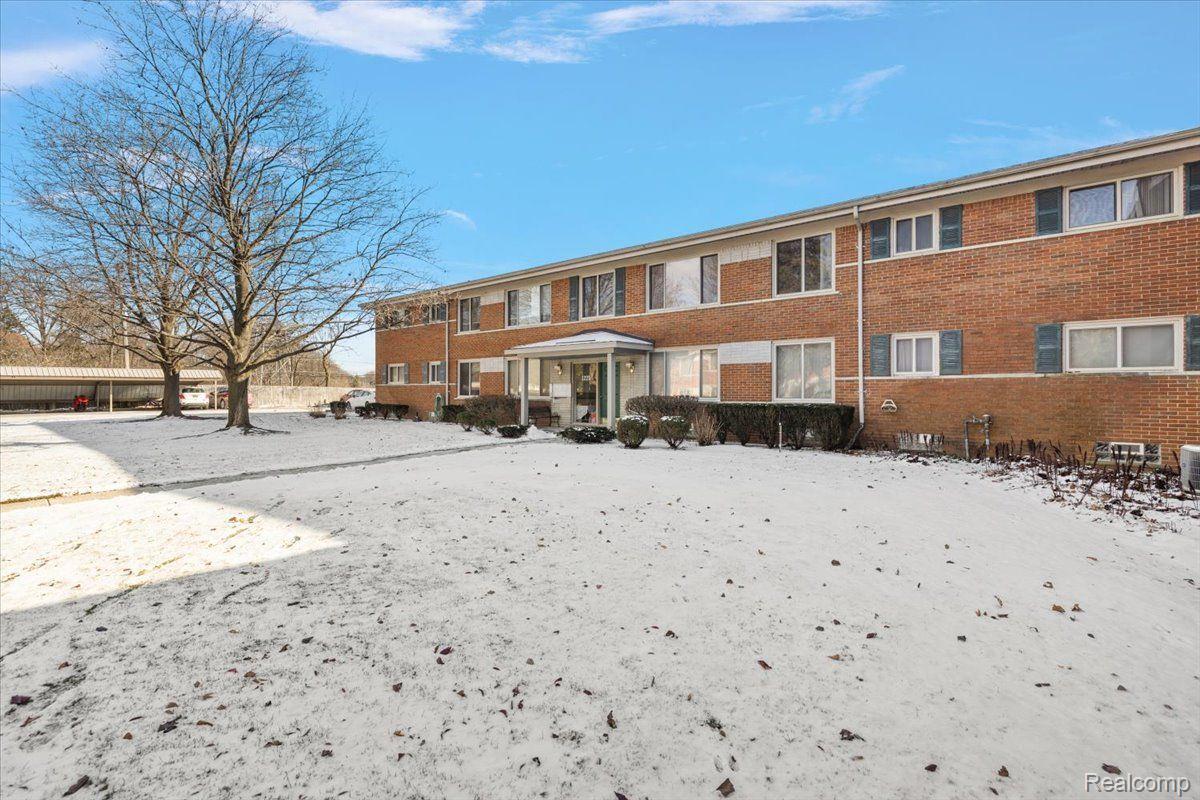 1225 Derby Road 4