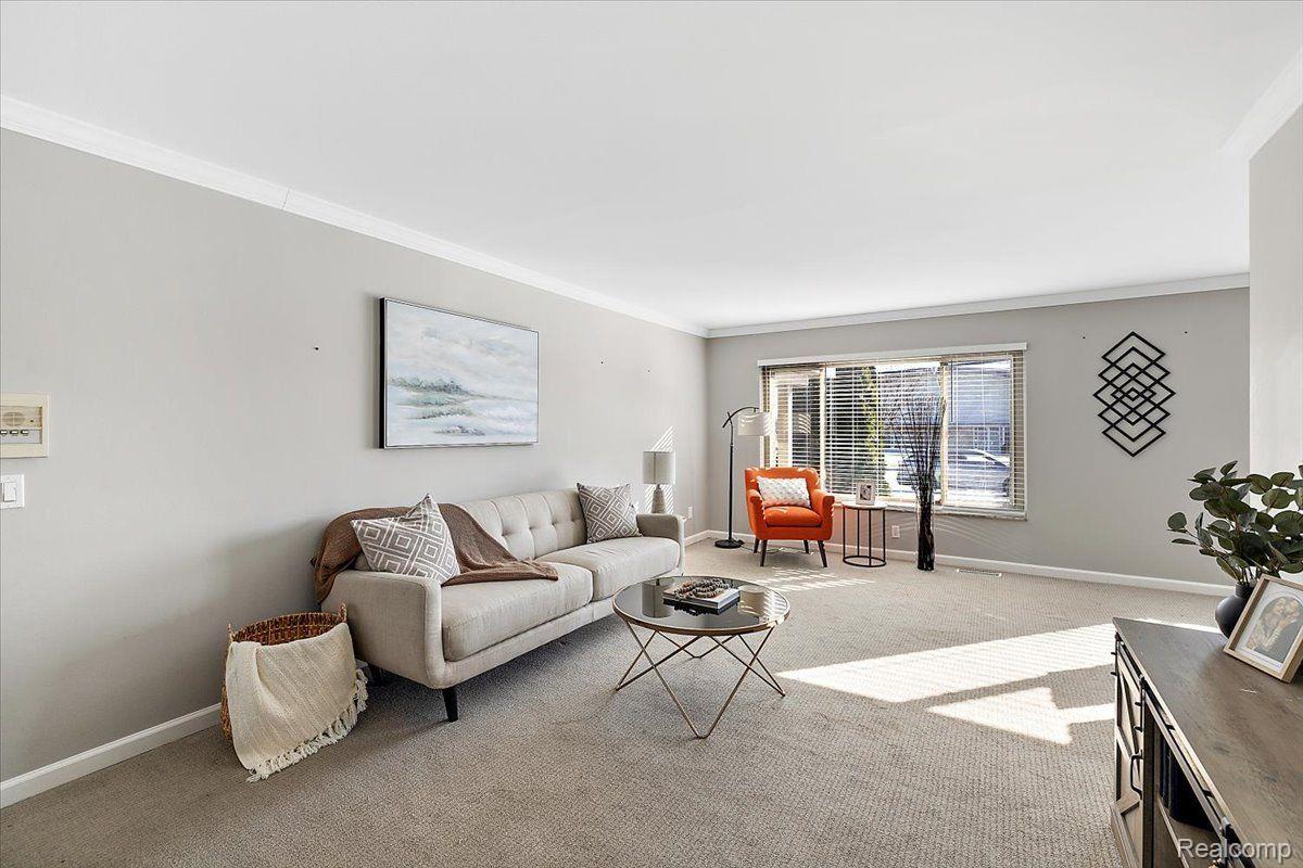 1225 Derby Road 4
