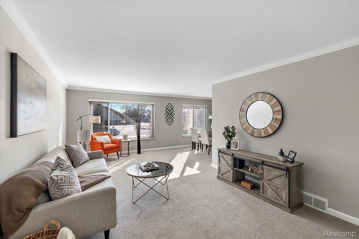 1225 Derby Road 4