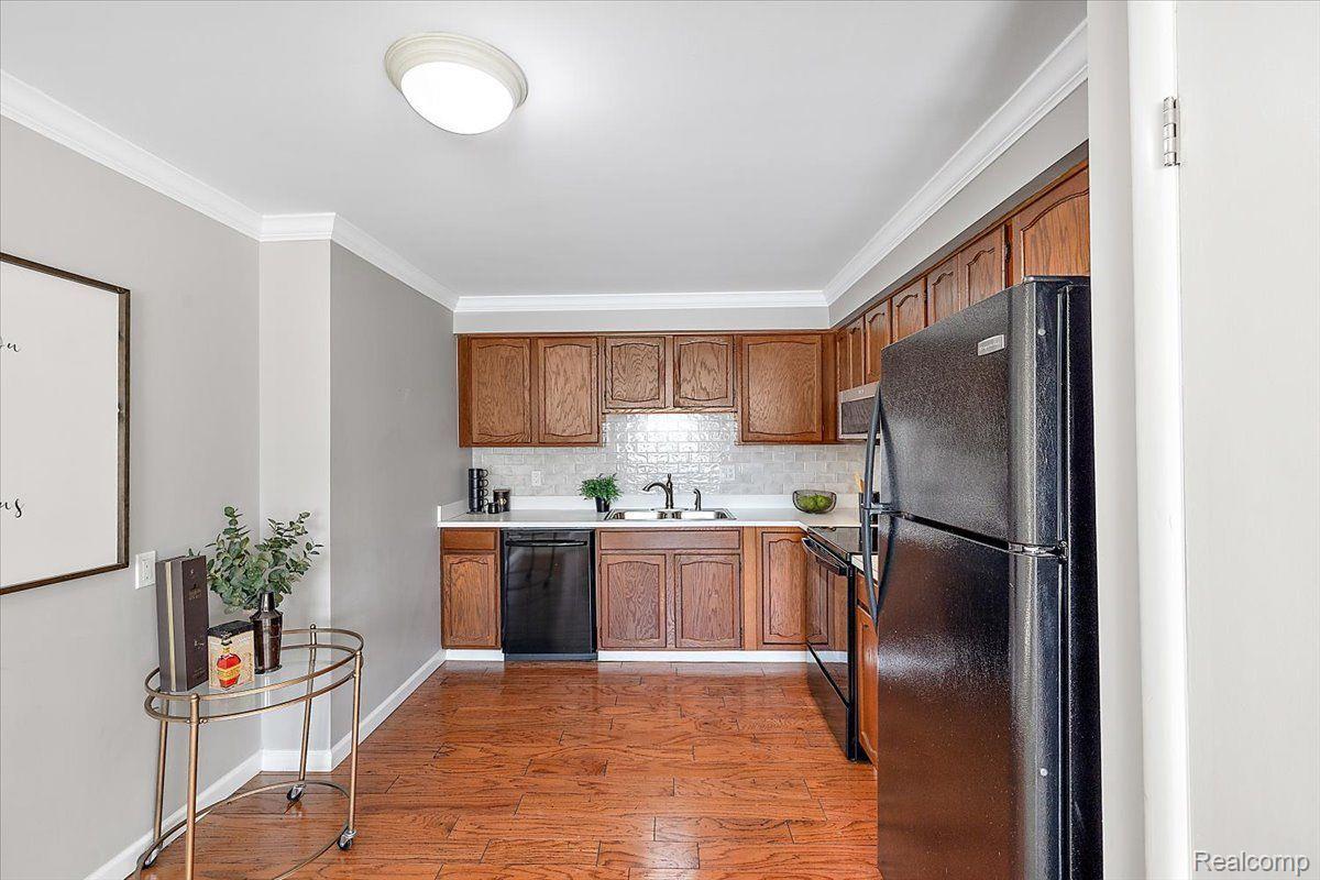 1225 Derby Road 4