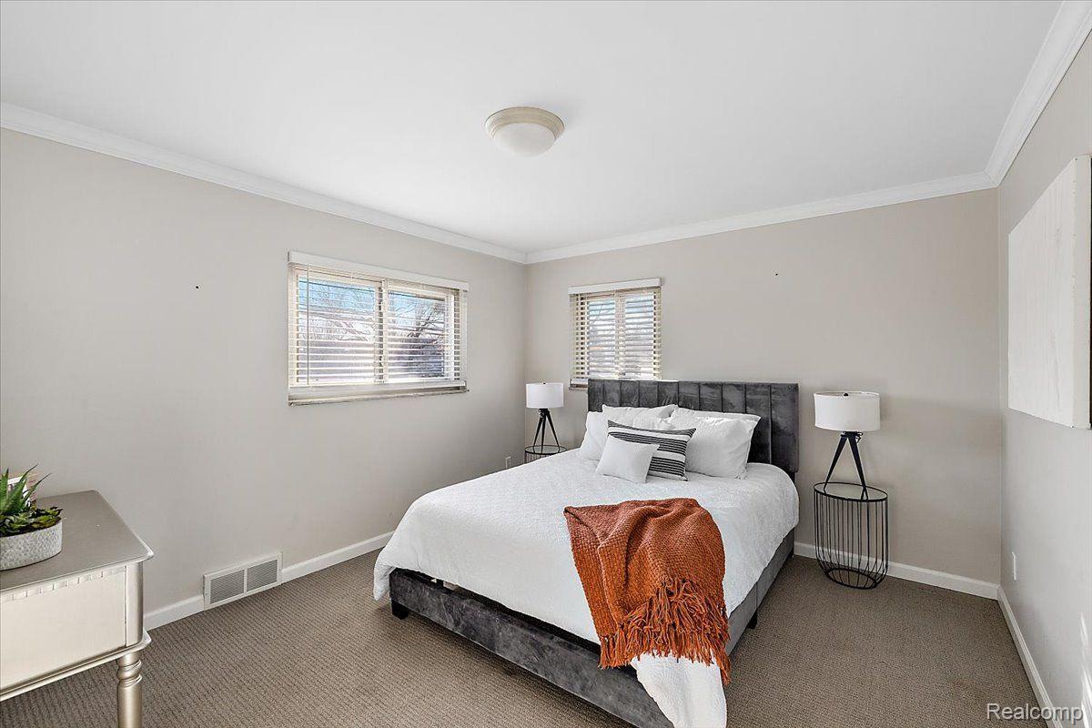 1225 Derby Road 4