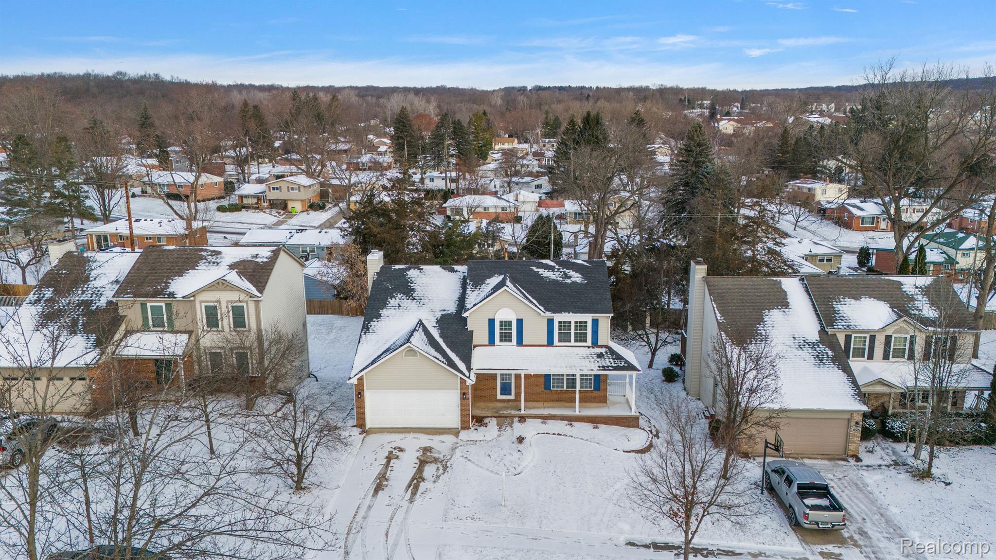 708 Oak View Ln