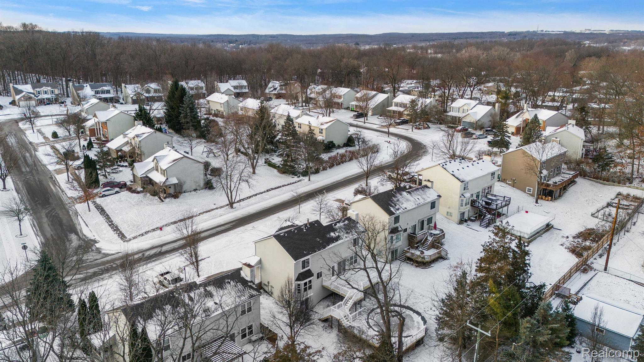 708 Oak View Ln