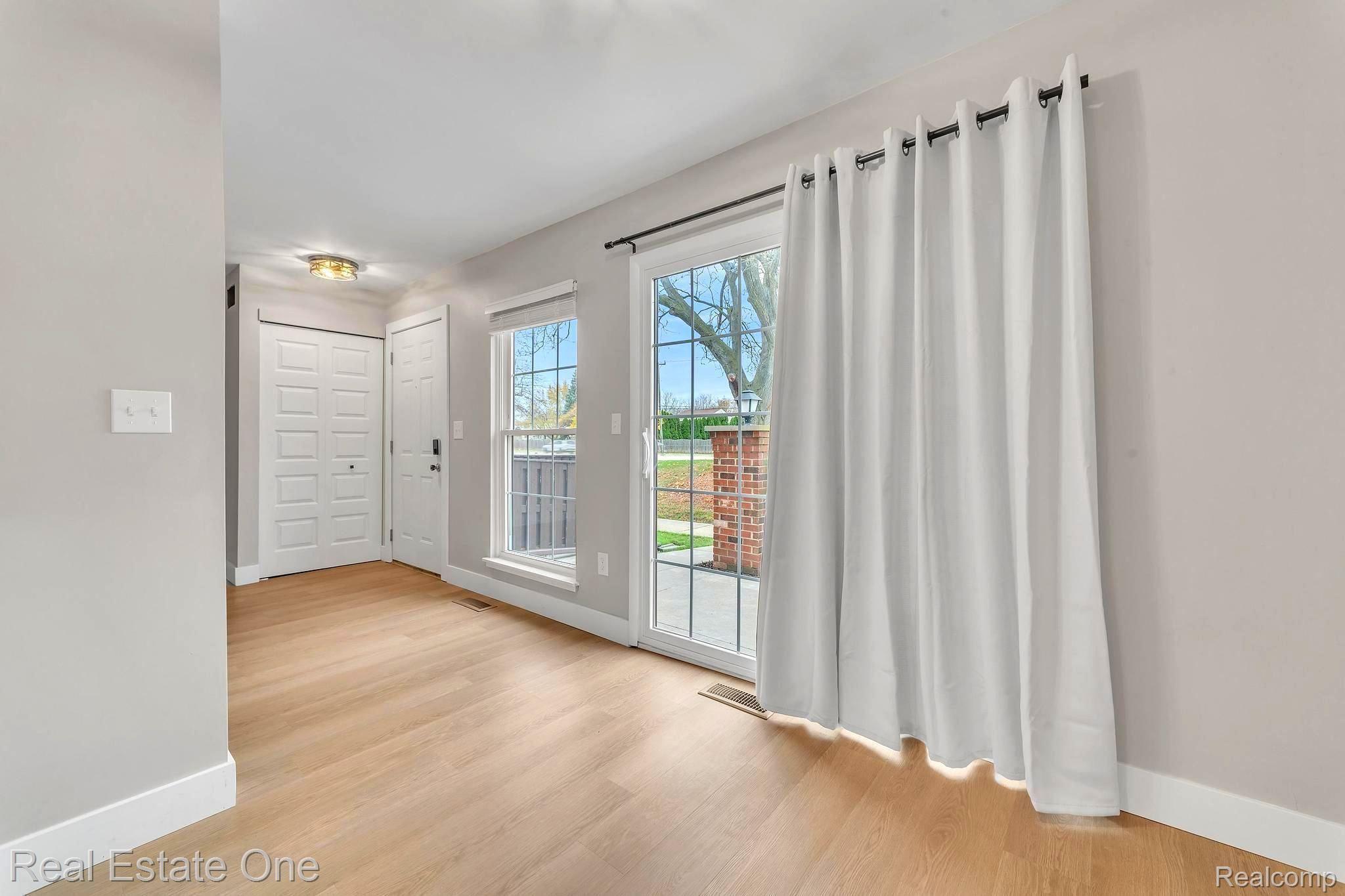 39427 HEATHERHEATH Drive