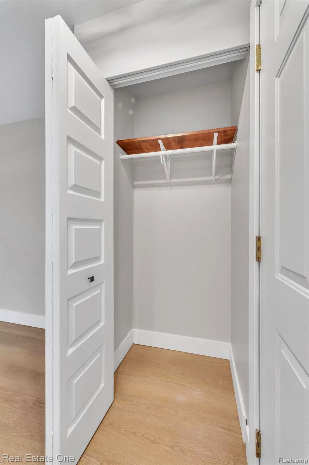 39427 HEATHERHEATH Drive