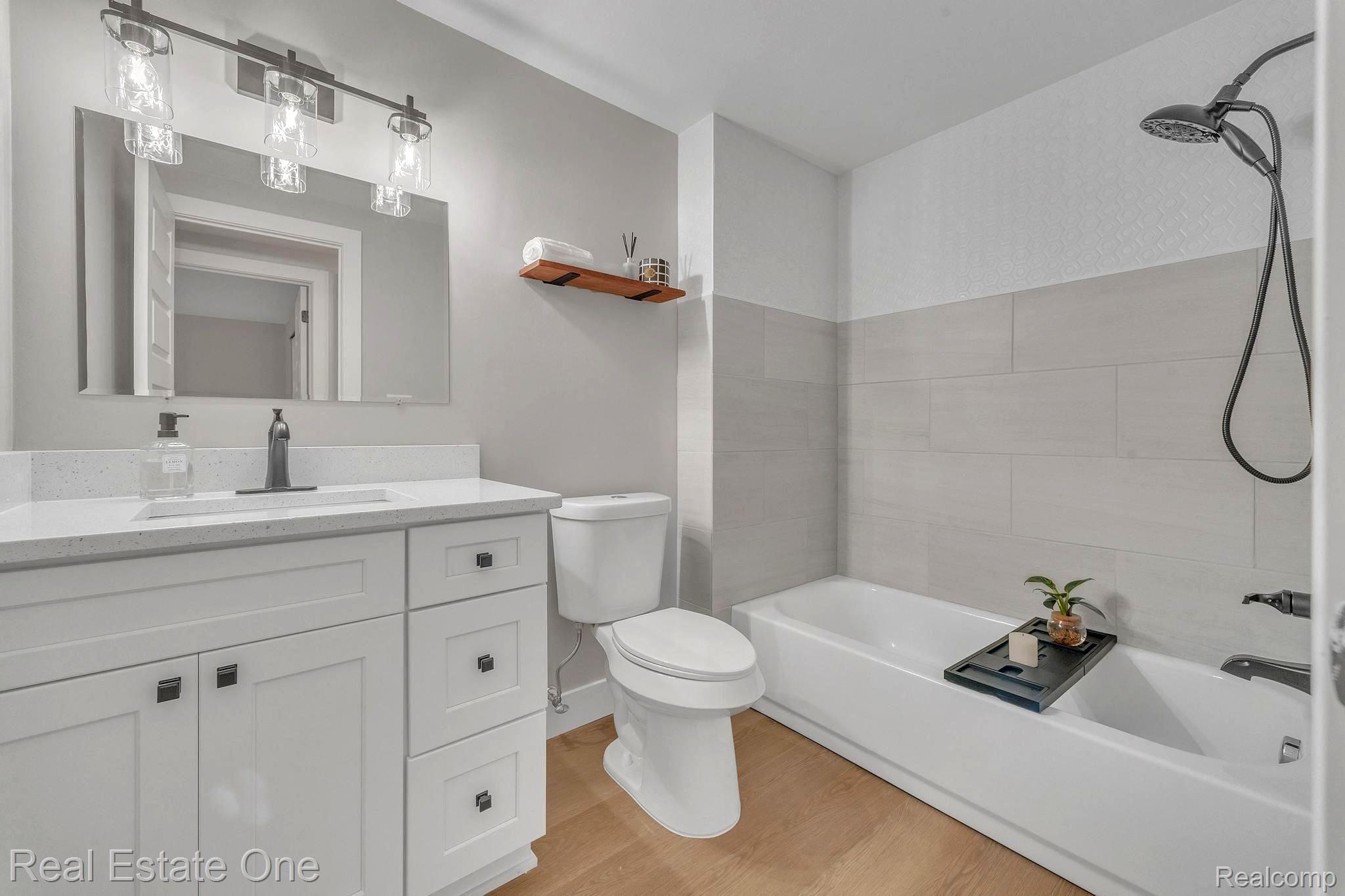 39427 HEATHERHEATH Drive