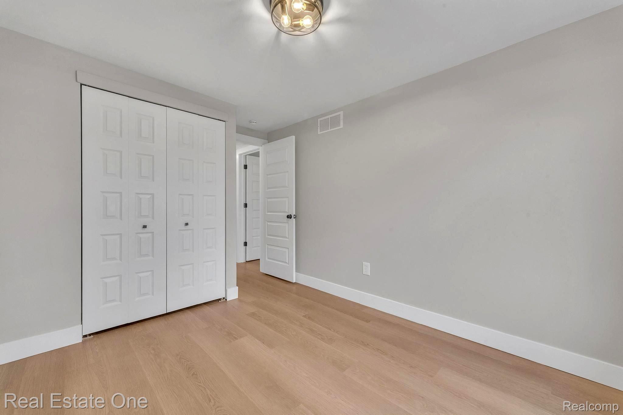 39427 HEATHERHEATH Drive