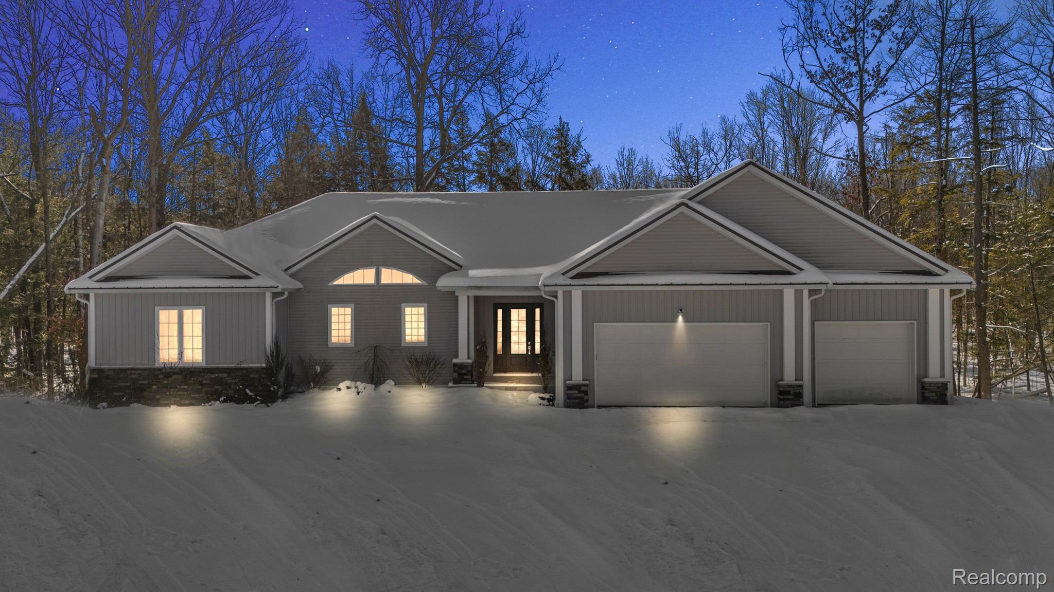 2252 King Road